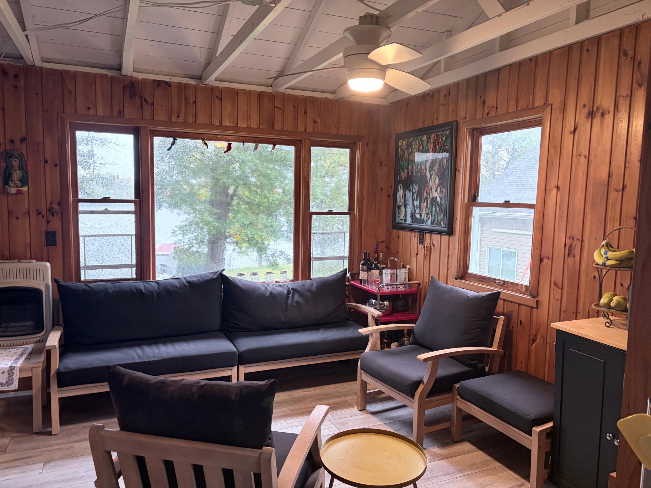 1971 single family home for sale at 23633 Bergquist Lane in Detroit Lakes, MN — 3 bed, 2 bath (photo 10 of 49)