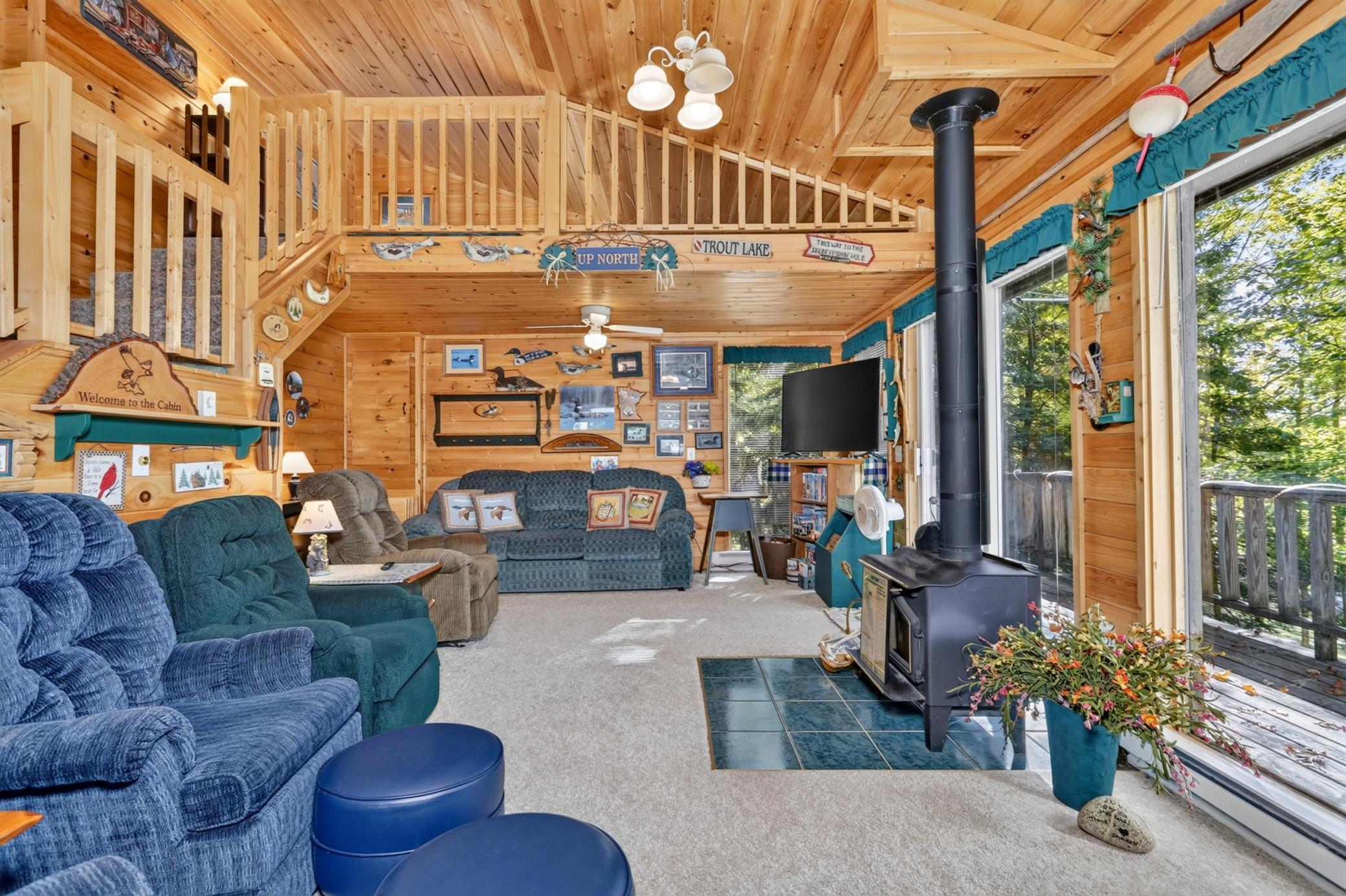 1993 single family home for sale at 24743 Blue Heron Hideaway in Bovey, MN — 2 bed, 1 bath (photo 11 of 54)