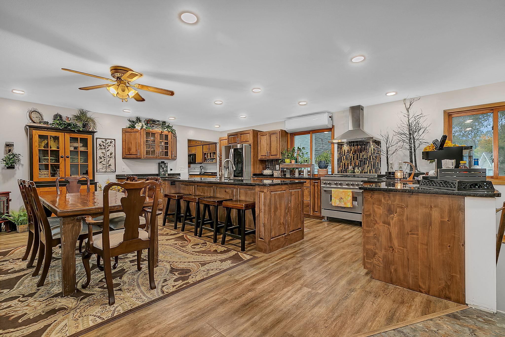 1945 single family home for sale at 404 1st Street NE in Wadena, MN — 3 bed, 2 bath (photo 2 of 36)