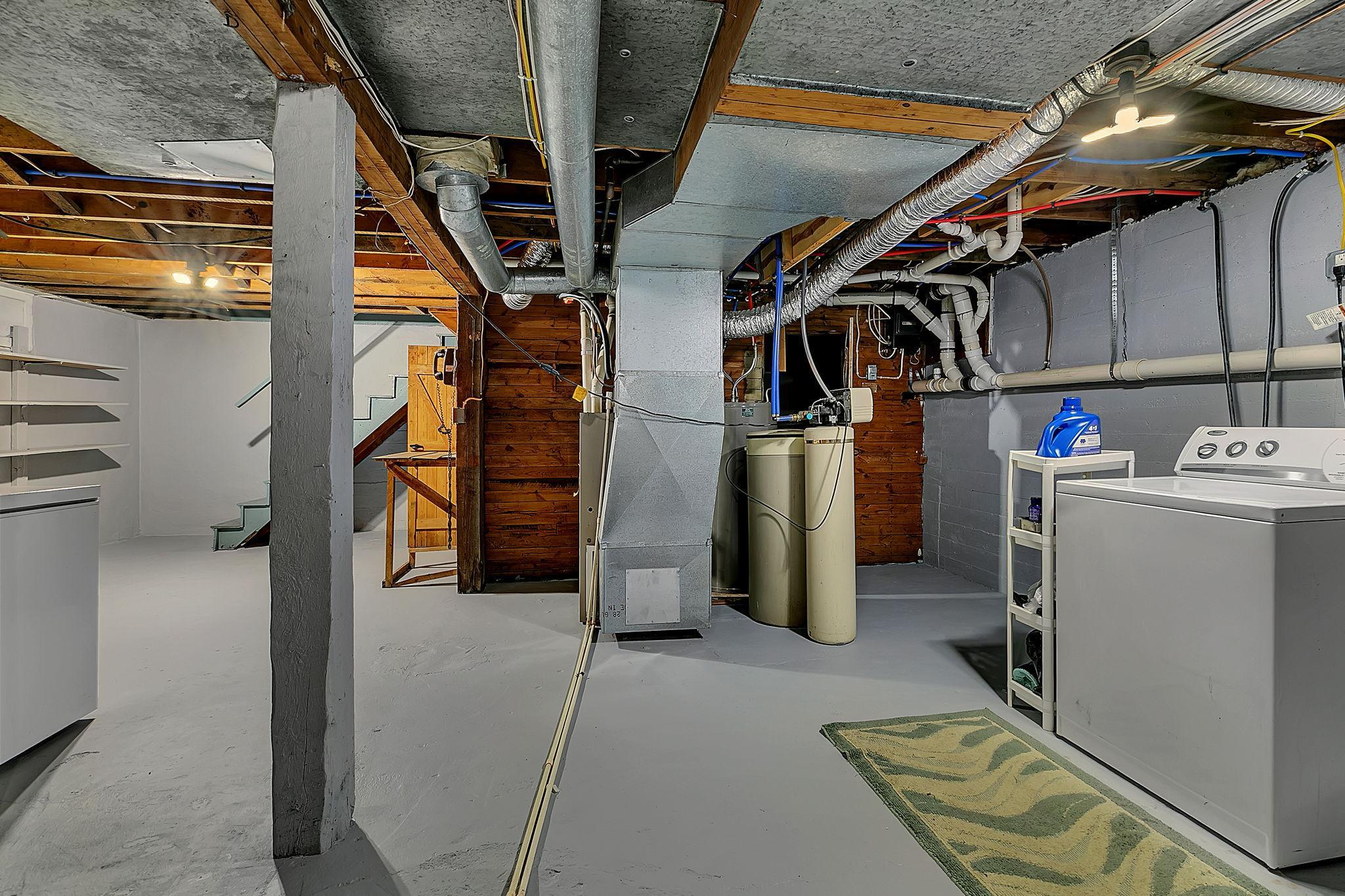 1945 single family home for sale at 404 1st Street NE in Wadena, MN — 3 bed, 2 bath (photo 22 of 36)