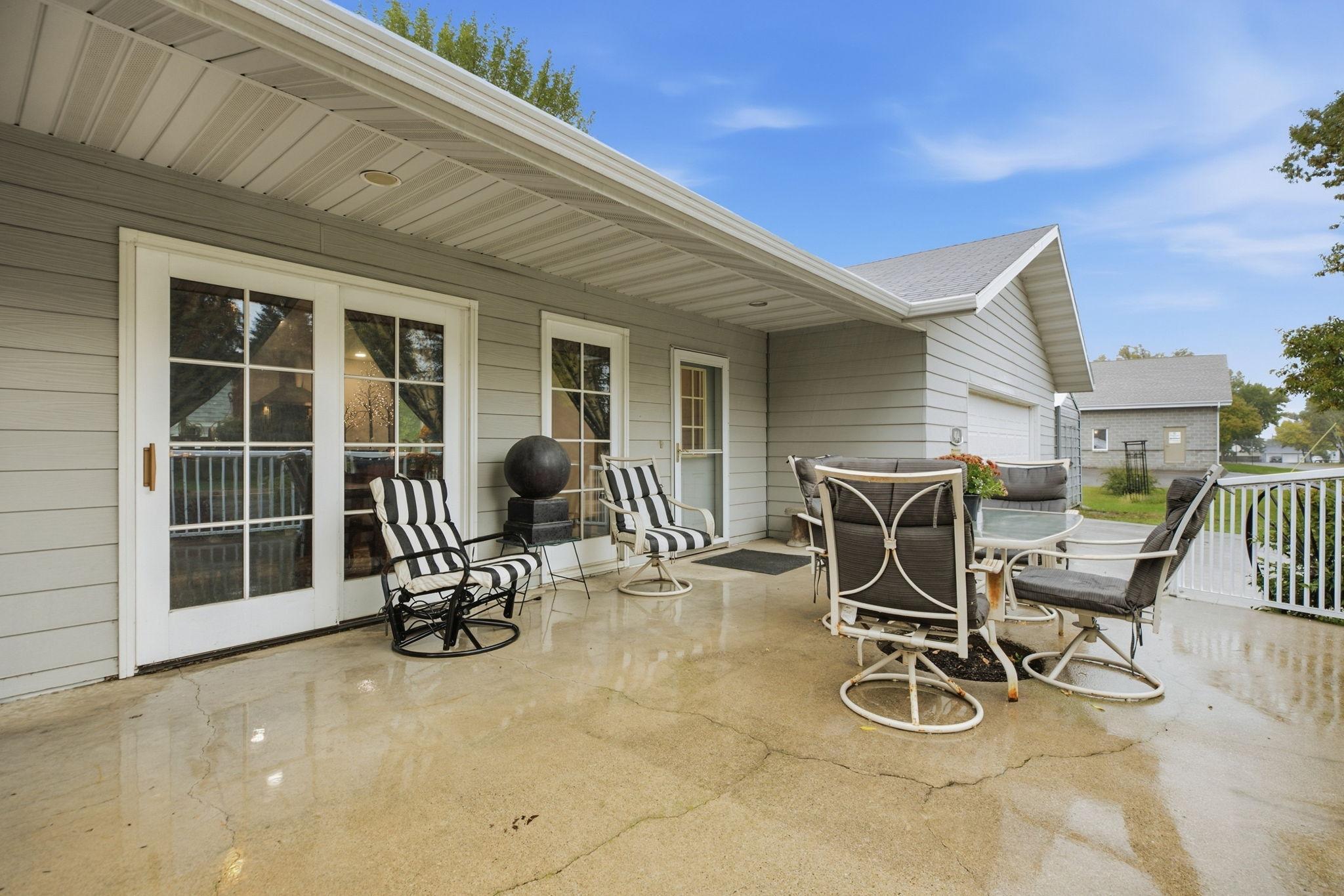 1945 single family home for sale at 404 1st Street NE in Wadena, MN — 3 bed, 2 bath (photo 27 of 36)