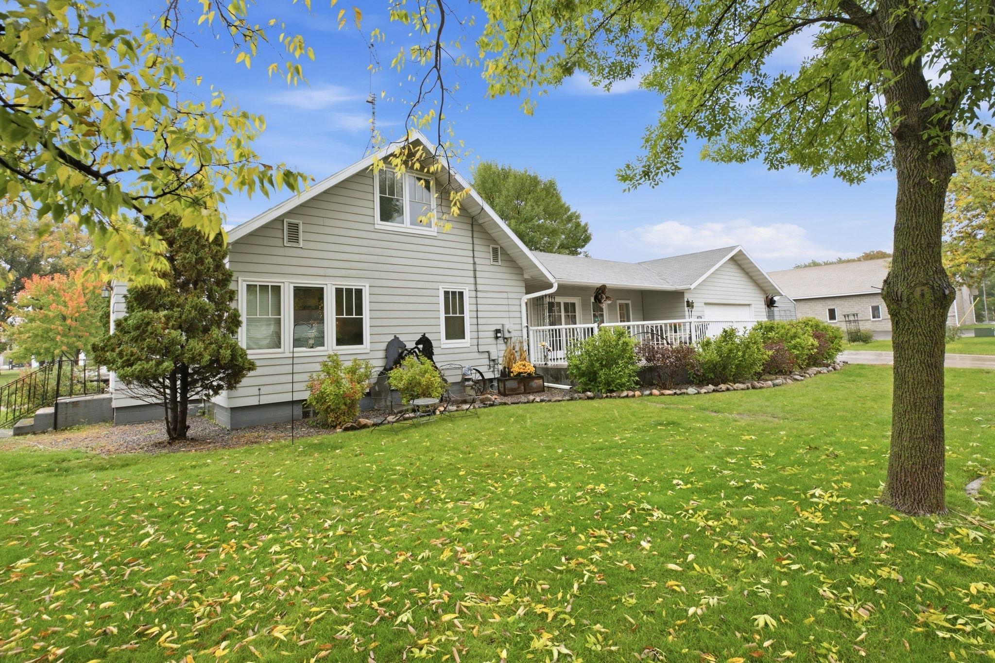 1945 single family home for sale at 404 1st Street NE in Wadena, MN — 3 bed, 2 bath (photo 29 of 36)