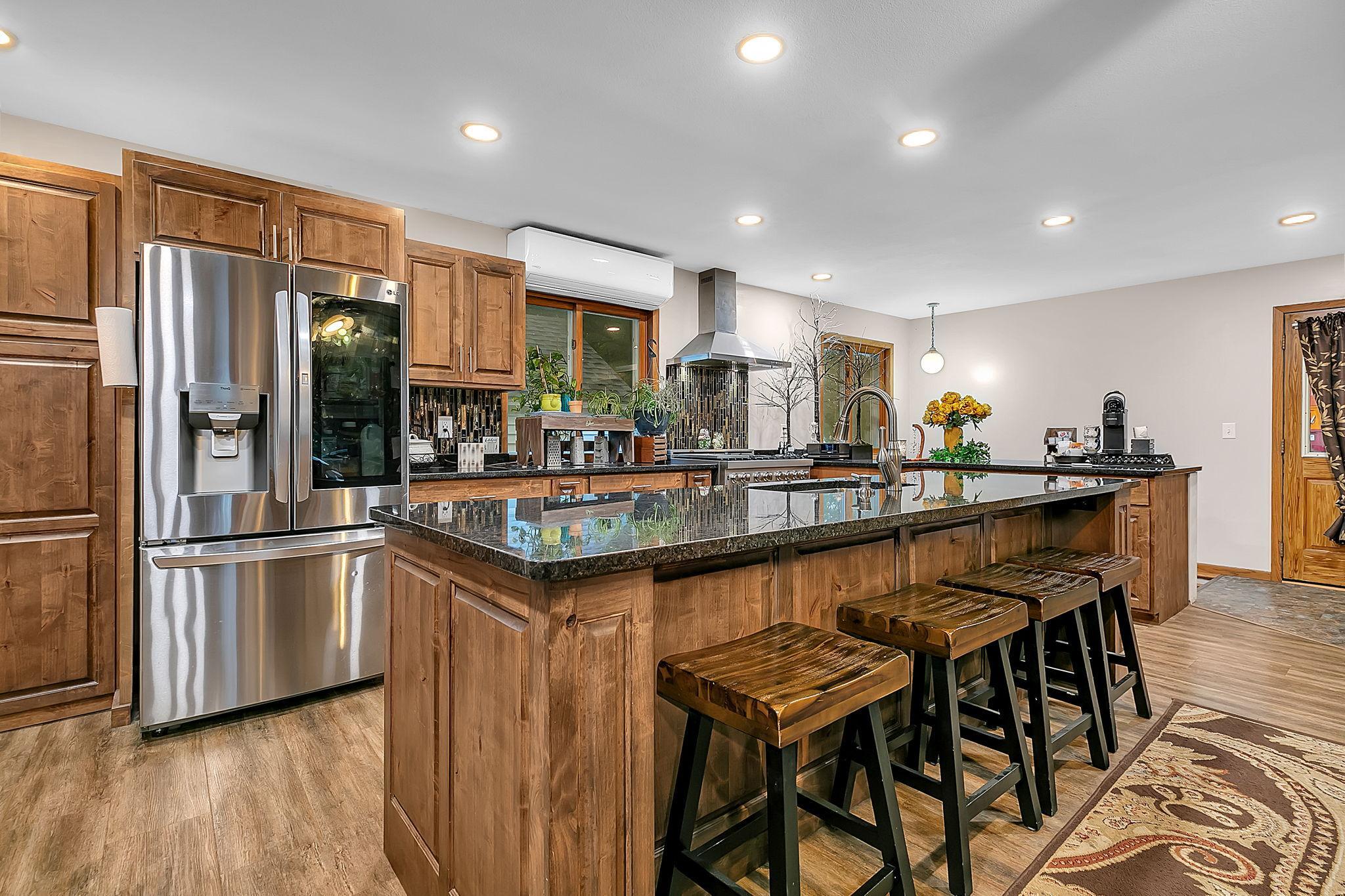 1945 single family home for sale at 404 1st Street NE in Wadena, MN — 3 bed, 2 bath (photo 4 of 36)