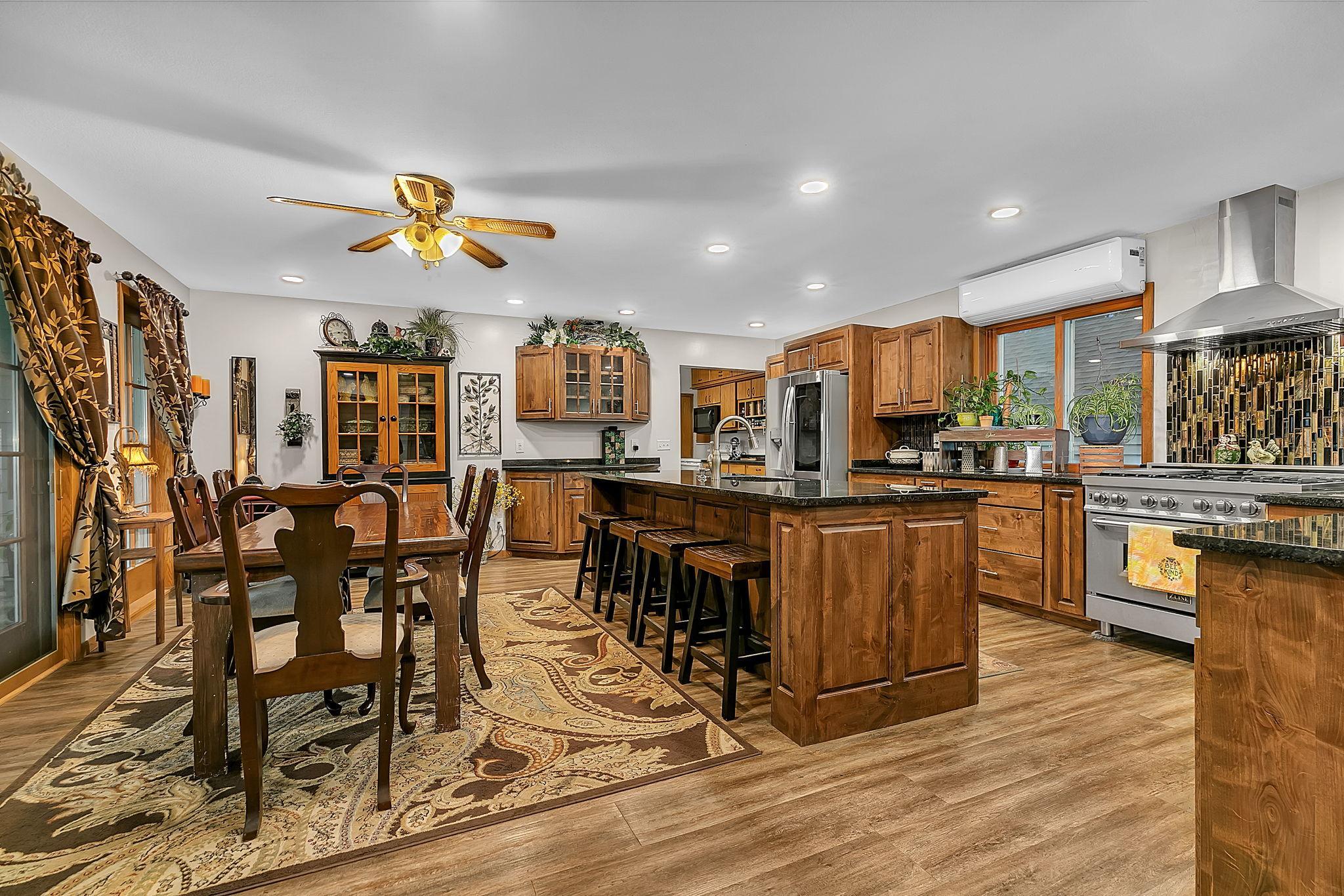1945 single family home for sale at 404 1st Street NE in Wadena, MN — 3 bed, 2 bath (photo 7 of 36)