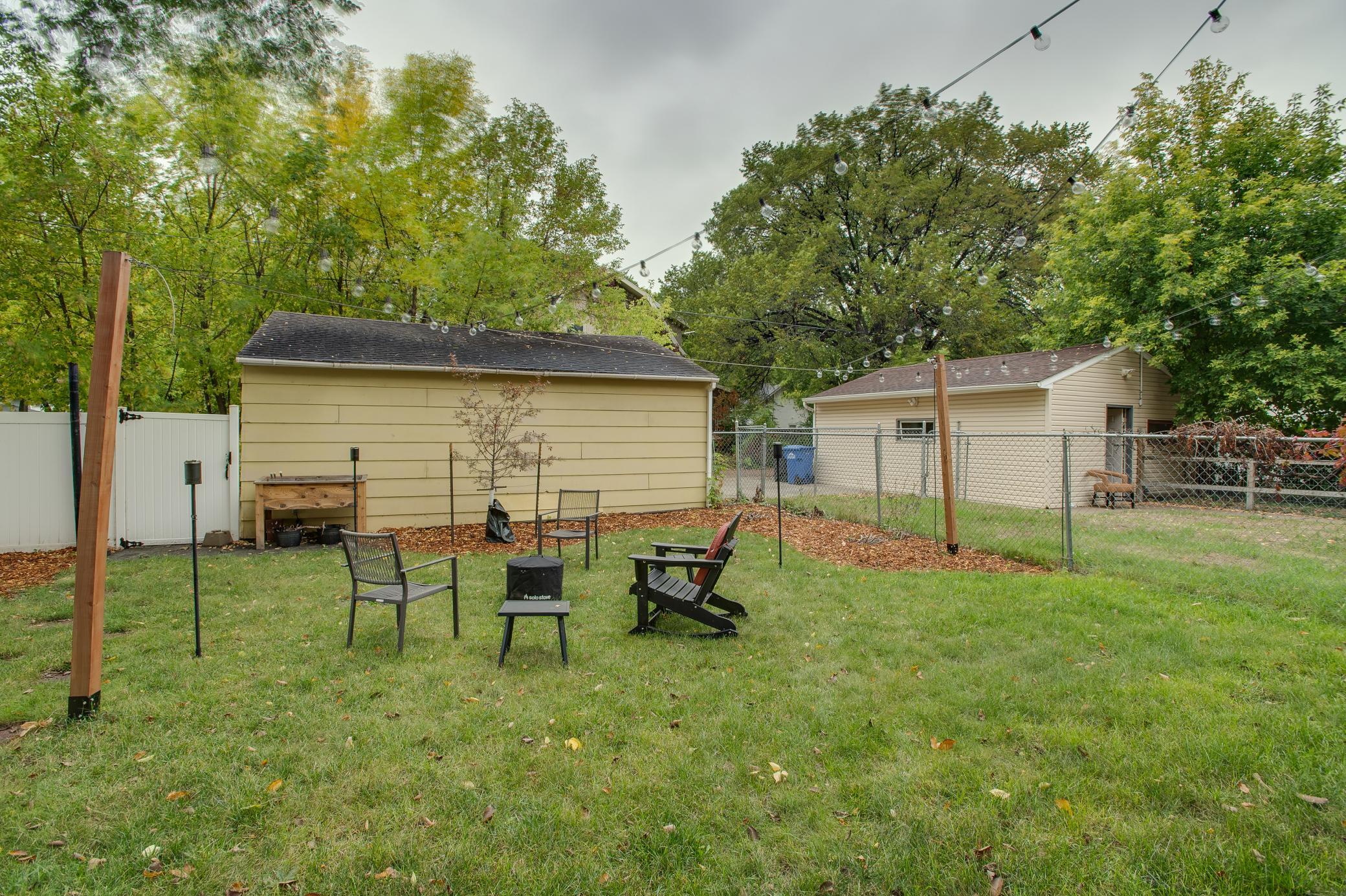 1917 single family home for sale at 921 10th Street S in Fargo, ND — 4 bed, 2 bath (photo 46 of 51)