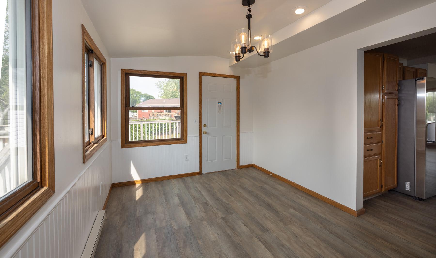 1979 single family home for sale at 2155 4th Avenue E in West Fargo, ND — 4 bed, 2 bath (photo 11 of 31)