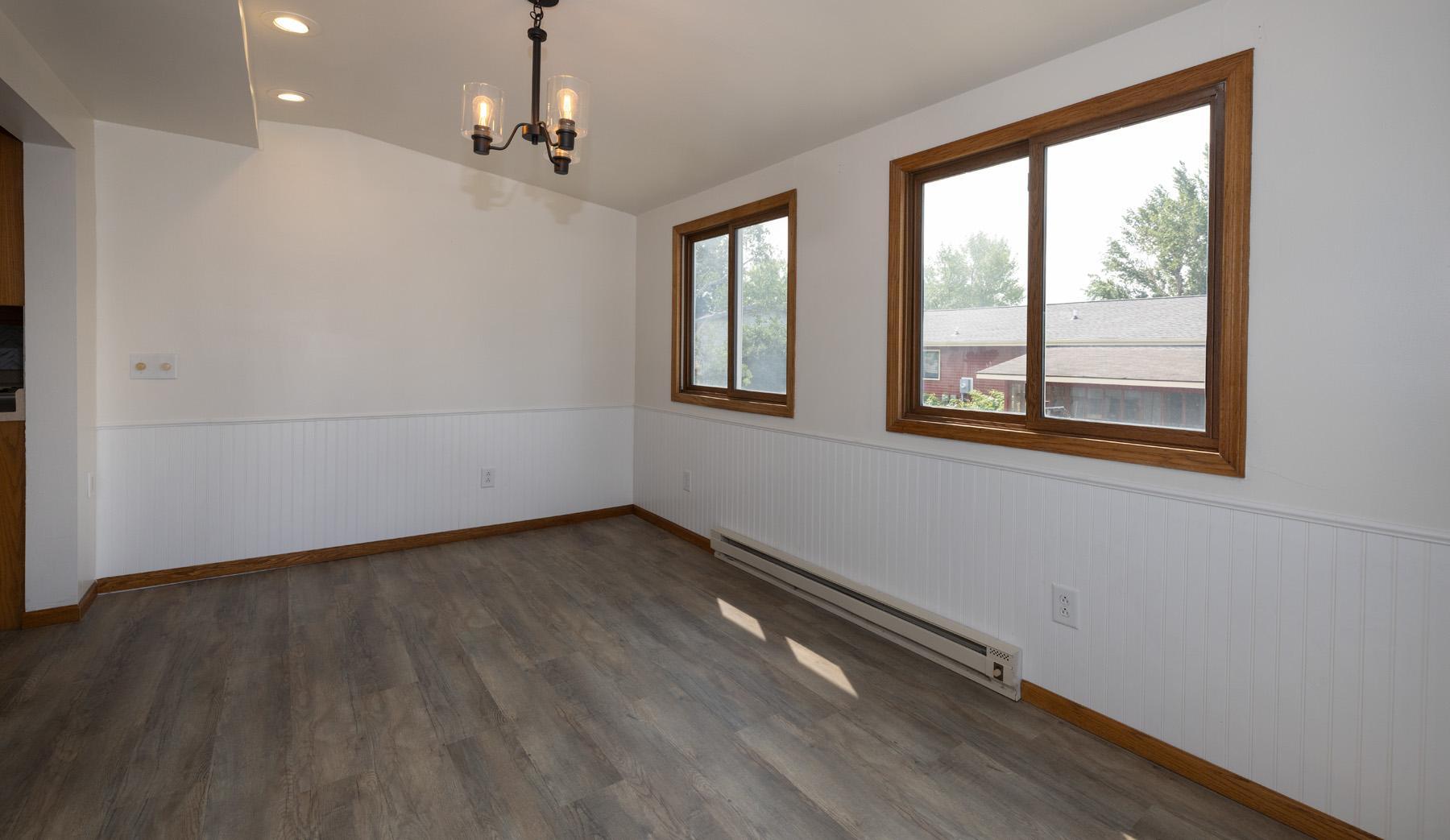 1979 single family home for sale at 2155 4th Avenue E in West Fargo, ND — 4 bed, 2 bath (photo 12 of 31)