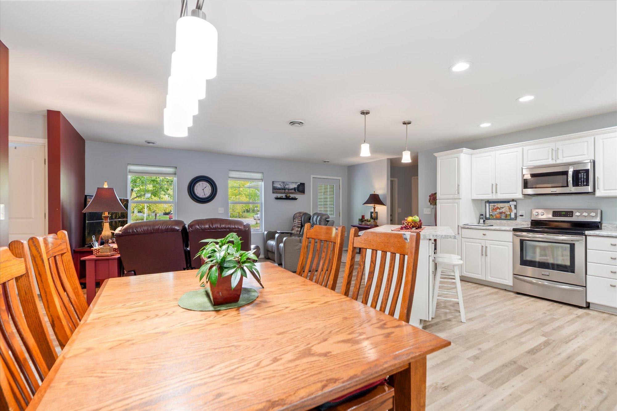 2016 single family home for sale at 19 Deblock Drive NW in Crosby, MN — 3 bed, 2 bath (photo 16 of 39)