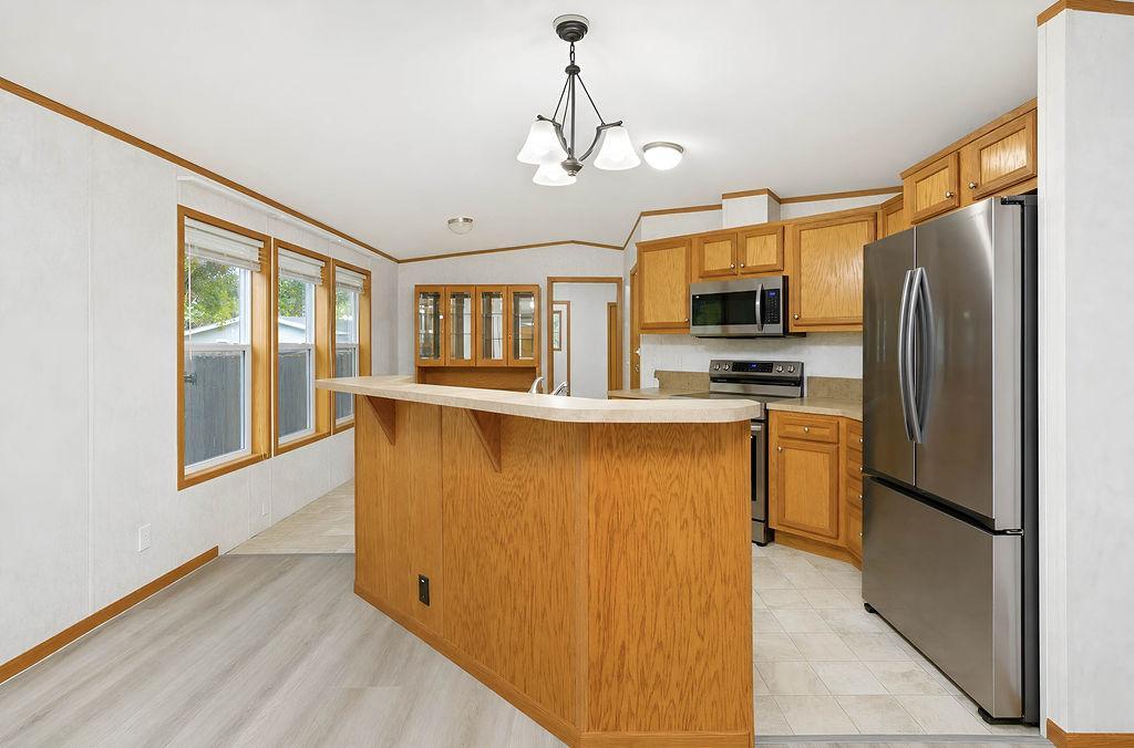 2008 single family home for sale at 1324 Sandstone Drive in West Fargo, ND — 3 bed, 2 bath (photo 11 of 30)