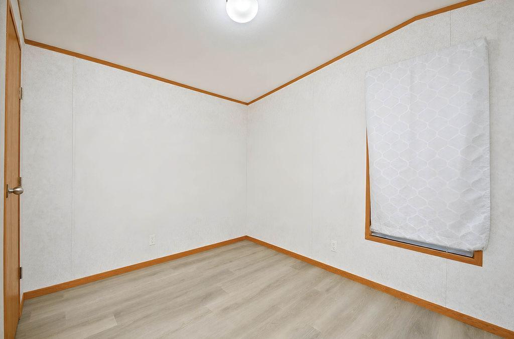 2008 single family home for sale at 1324 Sandstone Drive in West Fargo, ND — 3 bed, 2 bath (photo 27 of 30)