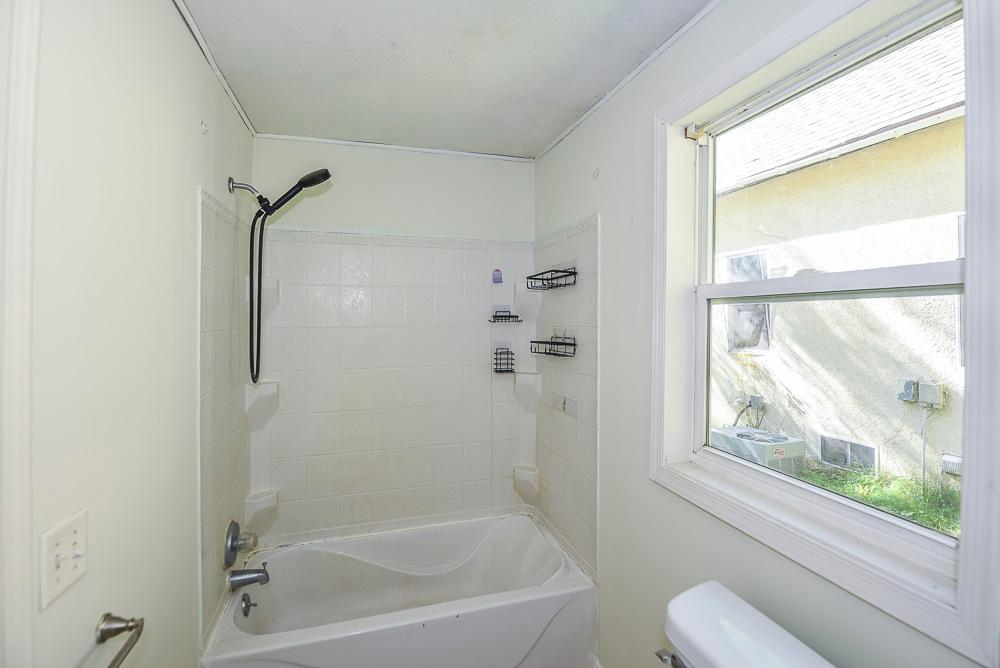 1893 single family home for sale at 1115 Rosewood Street in Brainerd, MN — 2 bed, 1 bath (photo 17 of 22)