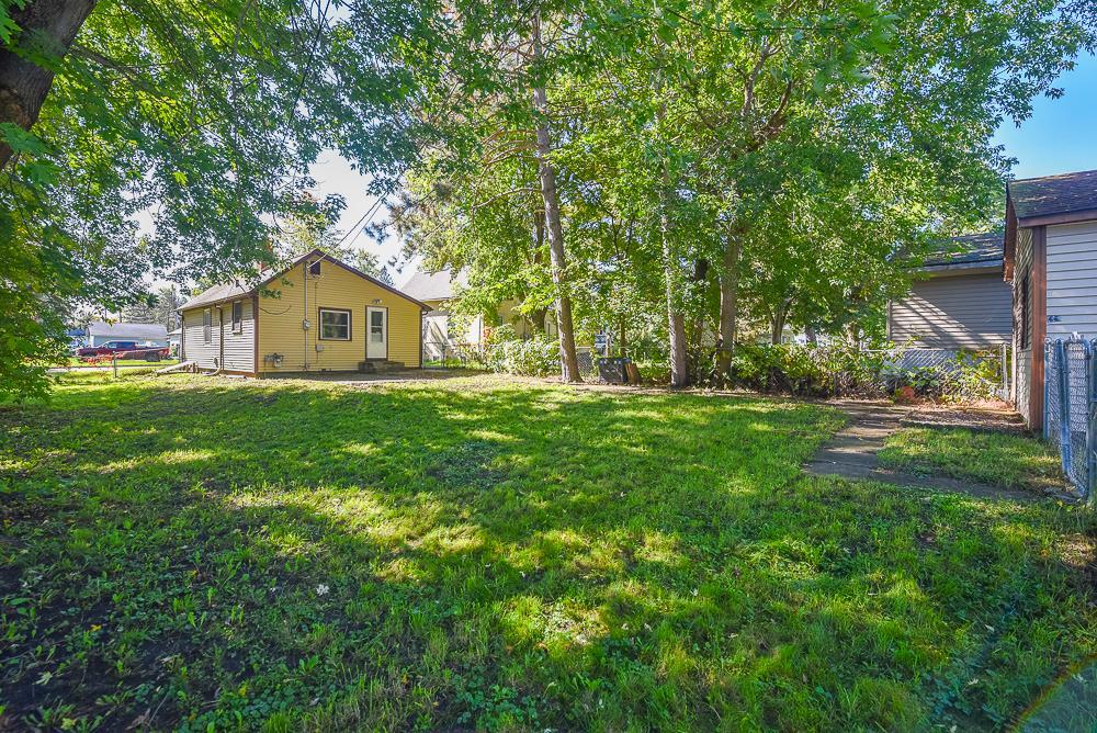 1893 single family home for sale at 1115 Rosewood Street in Brainerd, MN — 2 bed, 1 bath (photo 21 of 22)