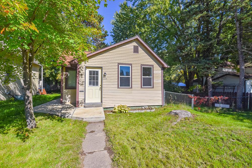 1893 single family home for sale at 1115 Rosewood Street in Brainerd, MN — 2 bed, 1 bath (photo 4 of 22)