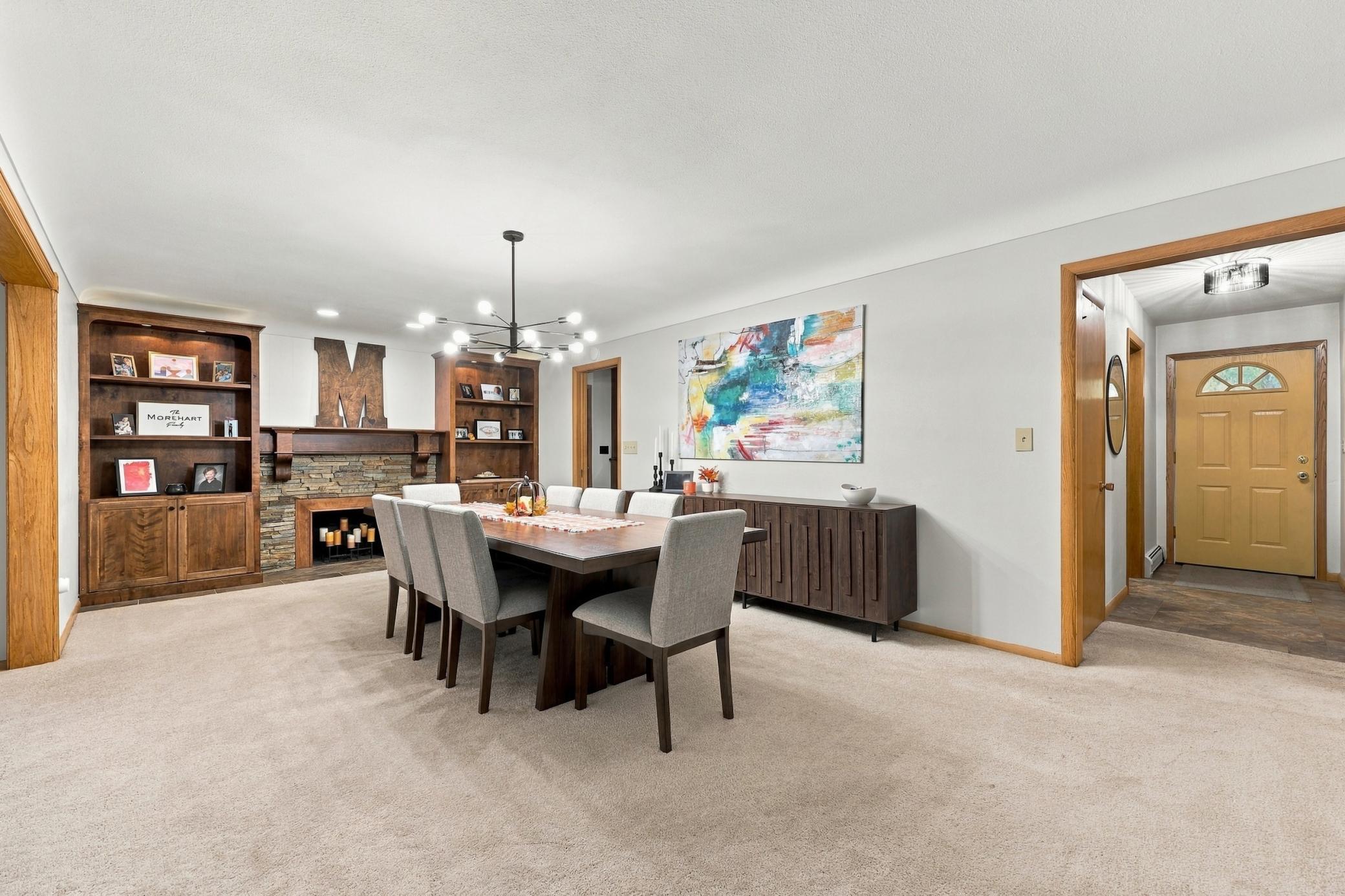 1960 single family home for sale at 2831 Edgewood Drive N in Fargo, ND — 4 bed, 2 bath (photo 15 of 45)