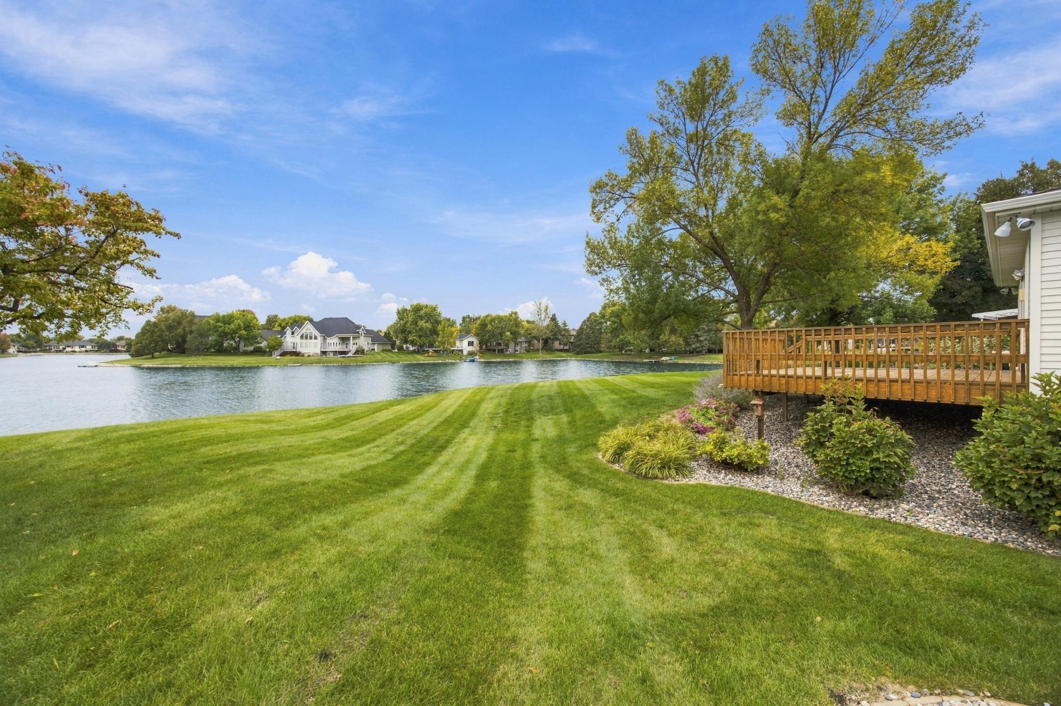1987 single family home for sale at 2825 27th Street S in Fargo, ND — 5 bed, 4 bath (photo 40 of 50)