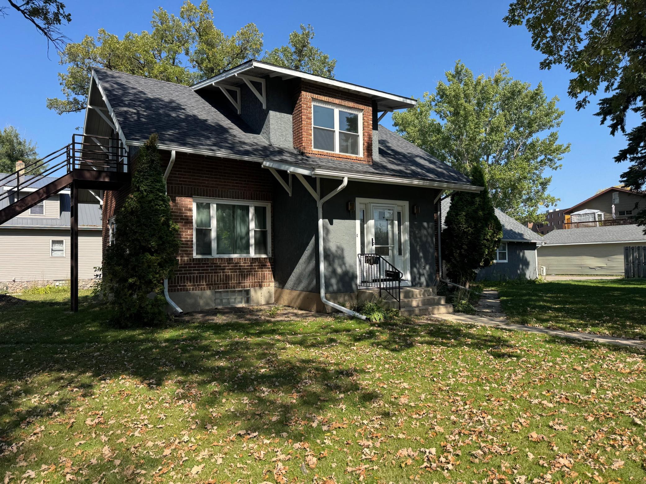 1920 single family home for sale at 117 Zeh Street W in Thief River Falls, MN — 5 bed, 3 bath (photo 20 of 23)