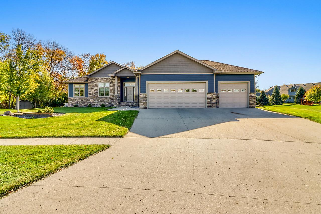 5888 26th Street S, Fargo, ND