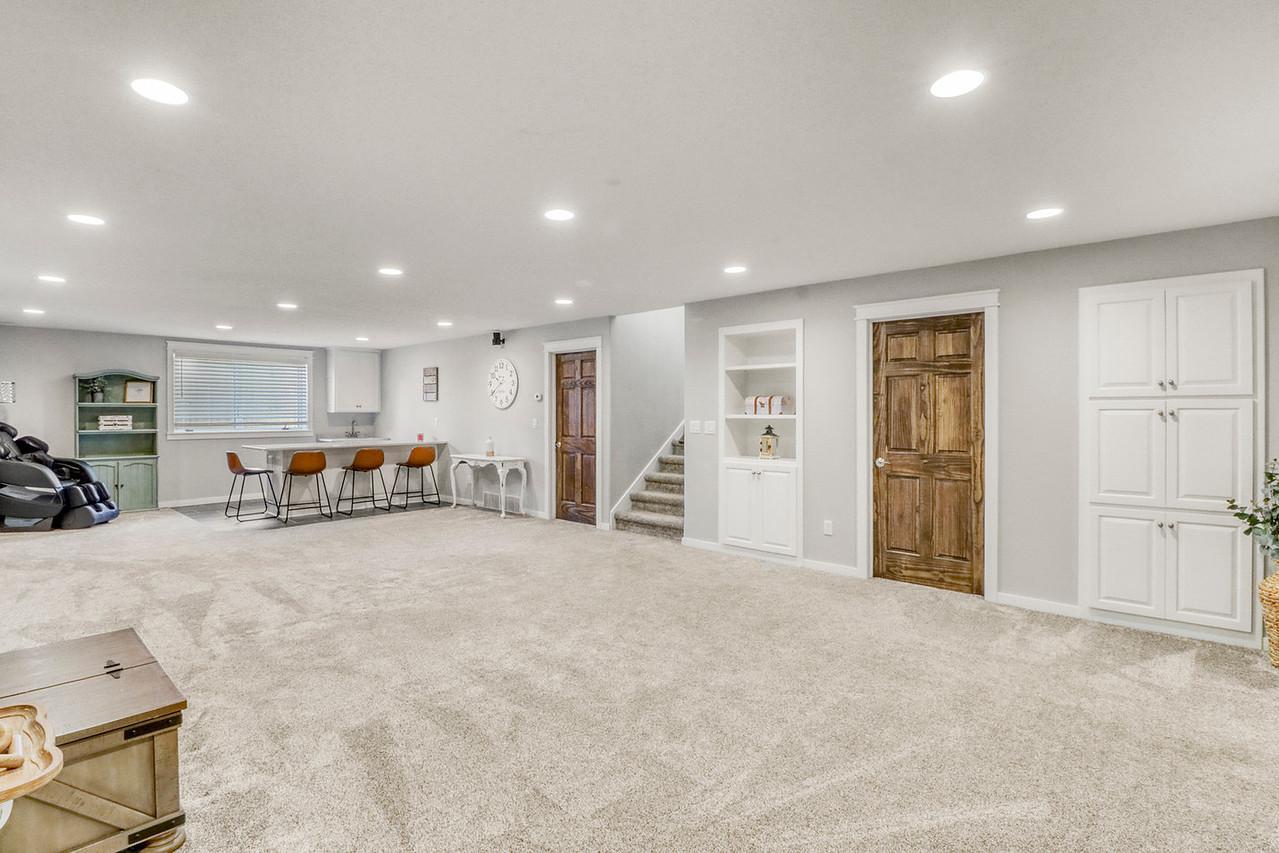 2008 single family home for sale at 5888 26th Street S in Fargo, ND — 6 bed, 4 bath (photo 44 of 73)