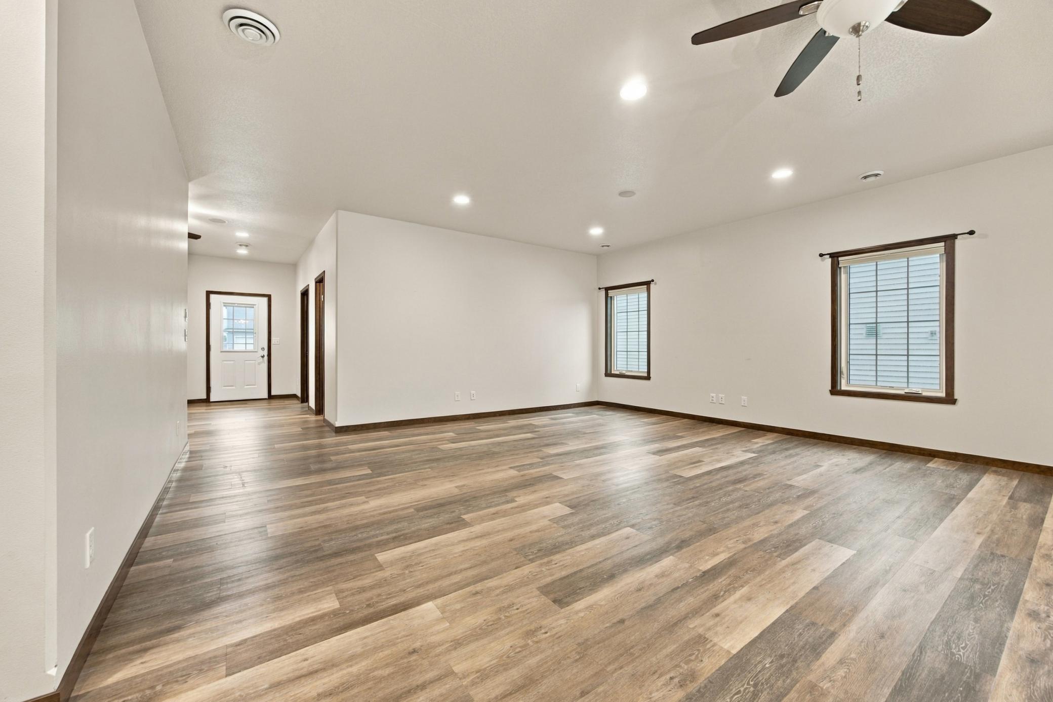2018 single family home for sale at 3613 30TH Street S in Moorhead, MN — 3 bed, 2 bath (photo 12 of 52)