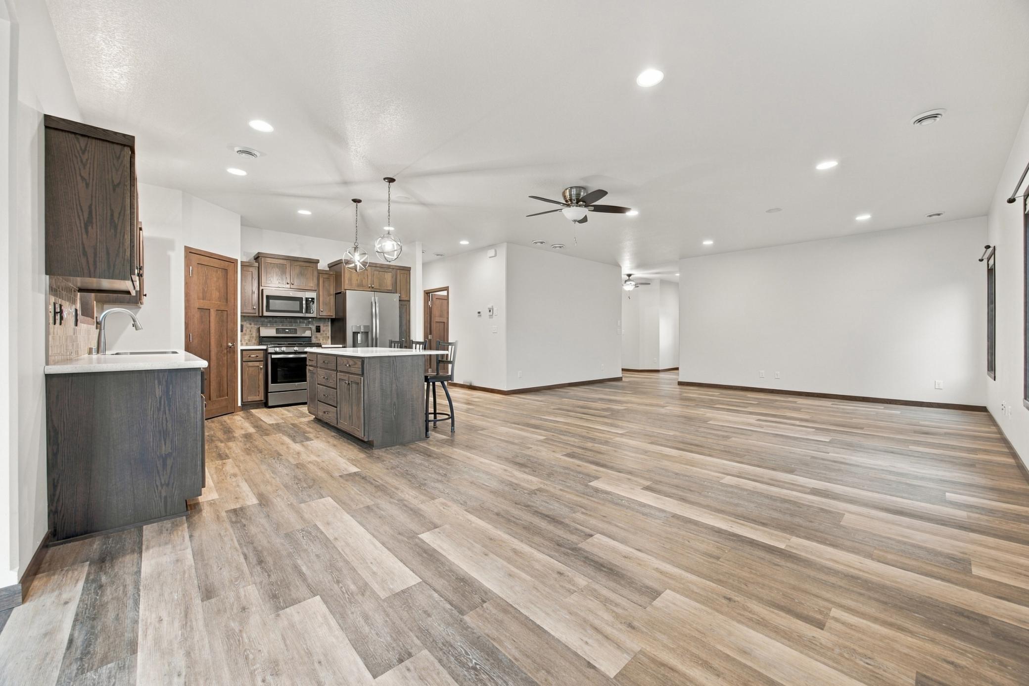 2018 single family home for sale at 3613 30TH Street S in Moorhead, MN — 3 bed, 2 bath (photo 13 of 52)