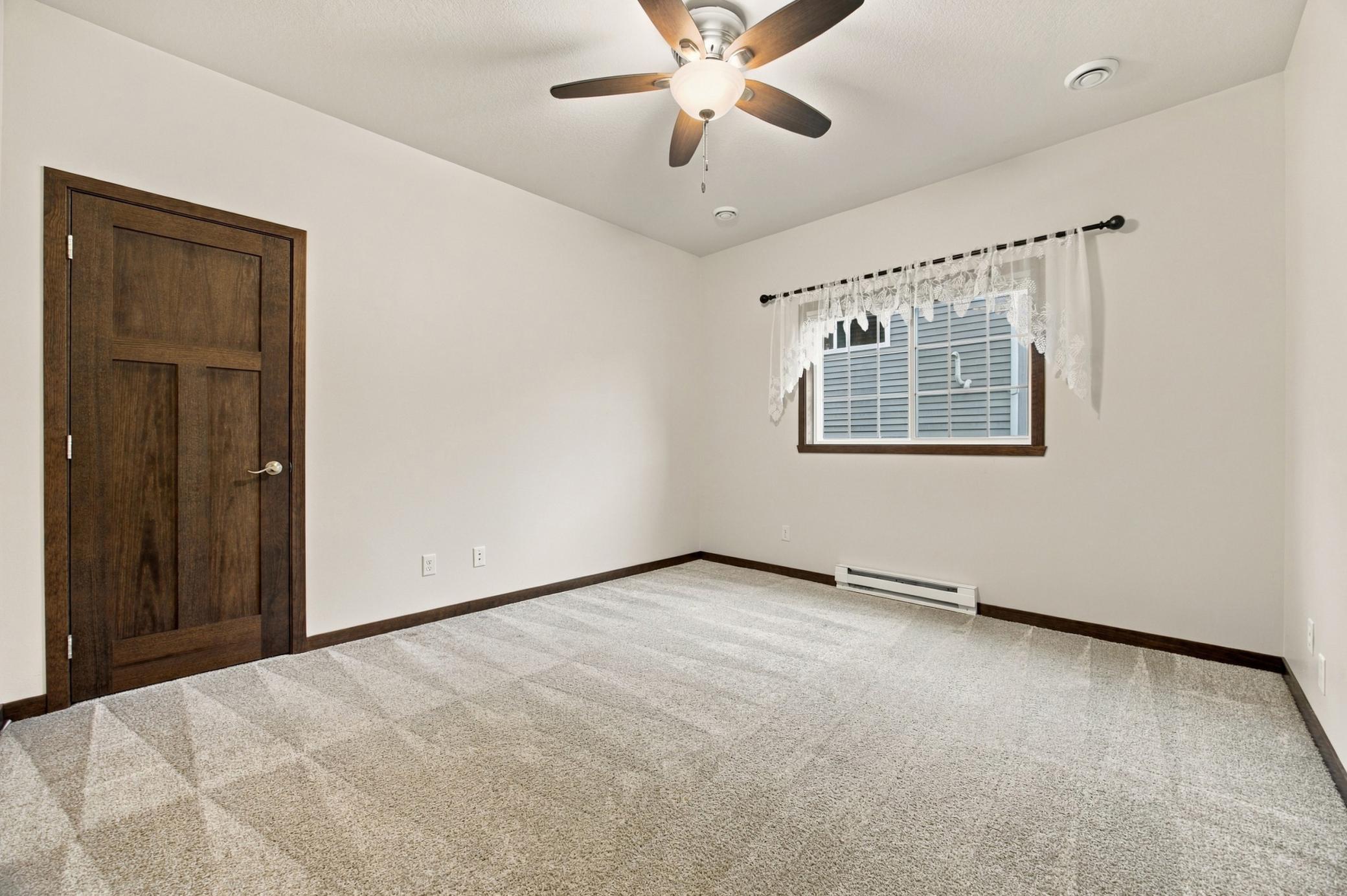 2018 single family home for sale at 3613 30TH Street S in Moorhead, MN — 3 bed, 2 bath (photo 31 of 52)