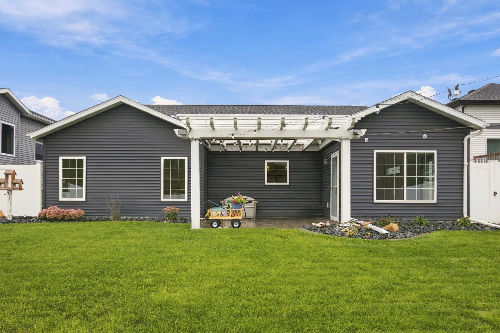 2018 single family home for sale at 3613 30TH Street S in Moorhead, MN — 3 bed, 2 bath (photo 38 of 52)