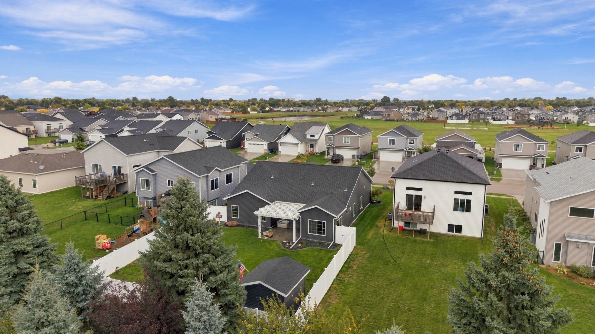 2018 single family home for sale at 3613 30TH Street S in Moorhead, MN — 3 bed, 2 bath (photo 44 of 52)