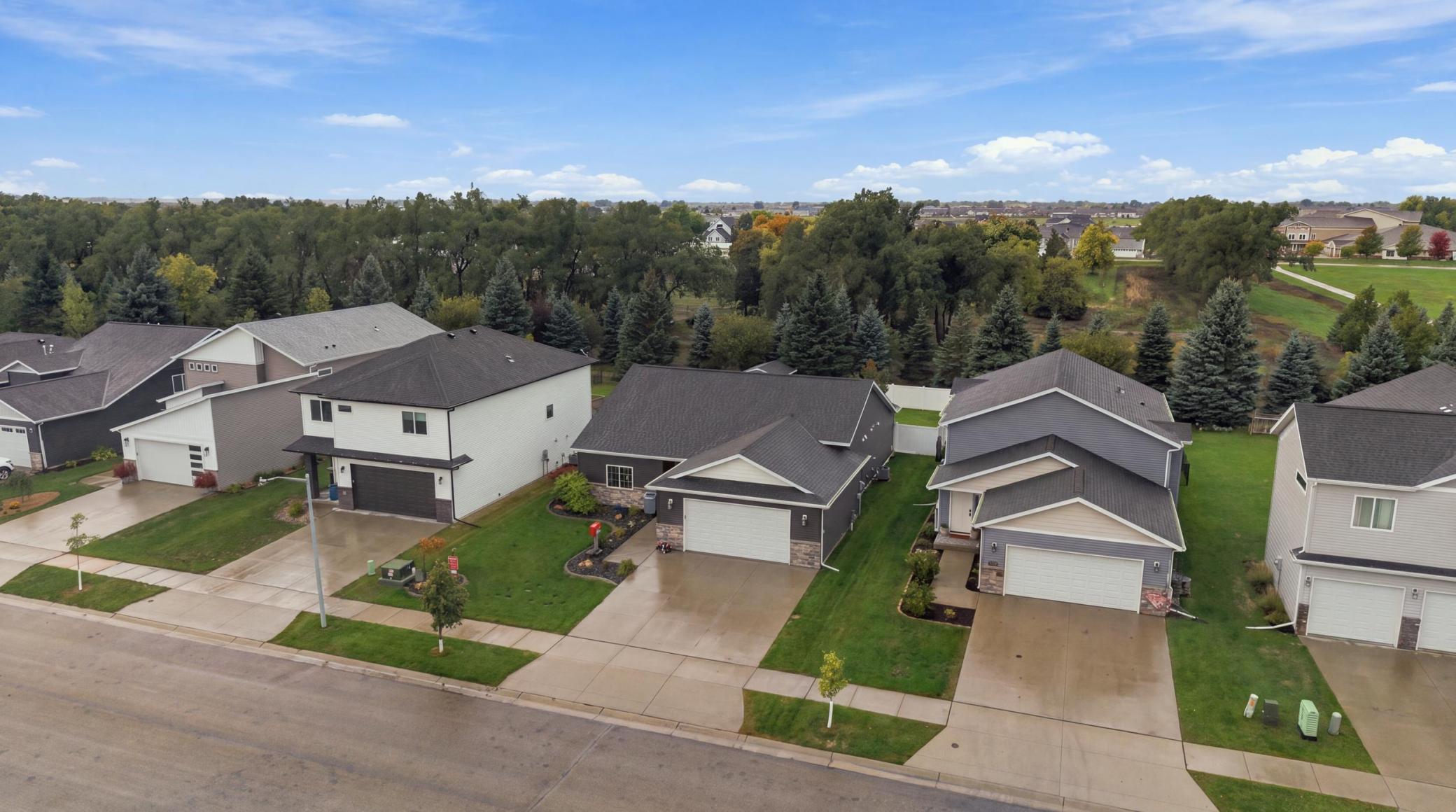 2018 single family home for sale at 3613 30TH Street S in Moorhead, MN — 3 bed, 2 bath (photo 47 of 52)