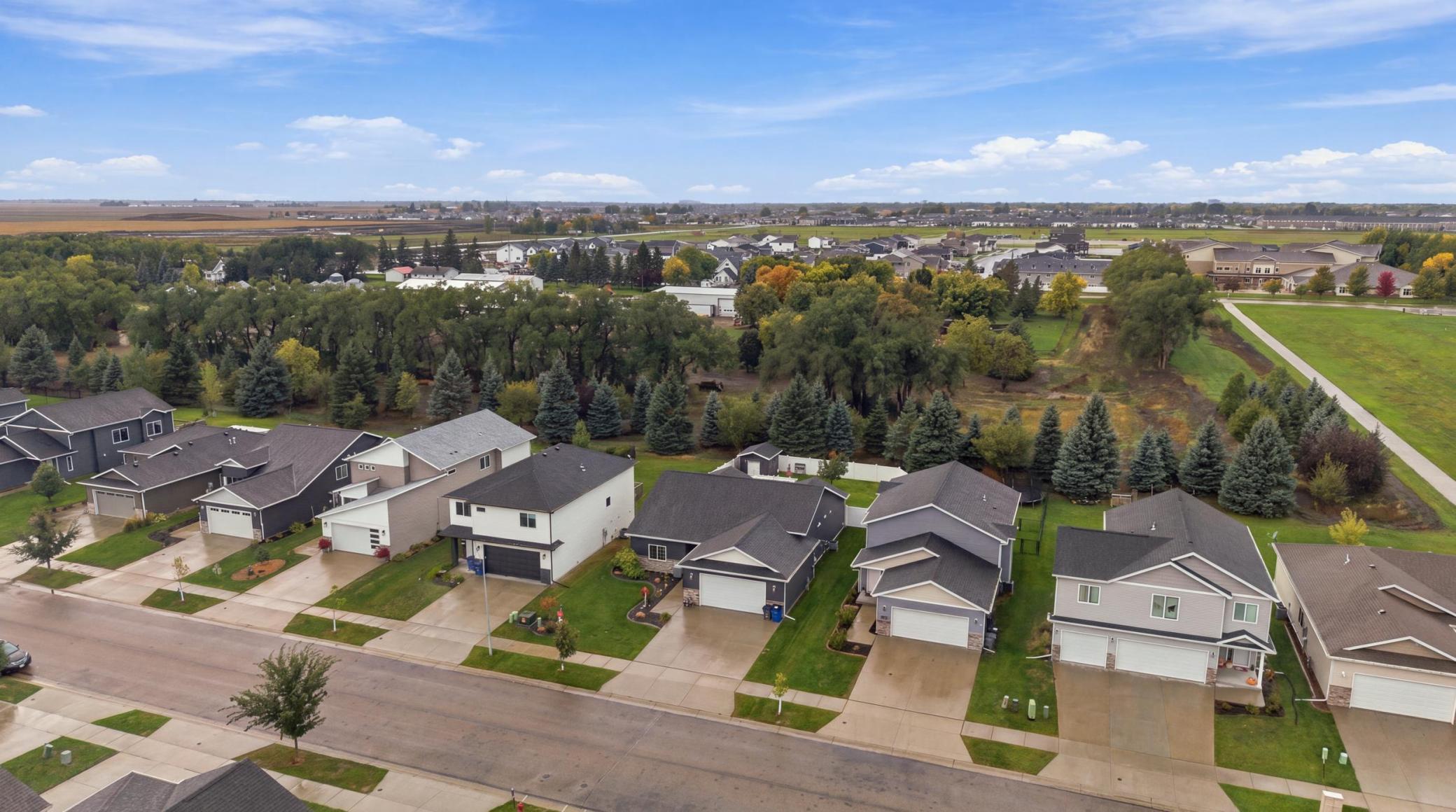 2018 single family home for sale at 3613 30TH Street S in Moorhead, MN — 3 bed, 2 bath (photo 48 of 52)