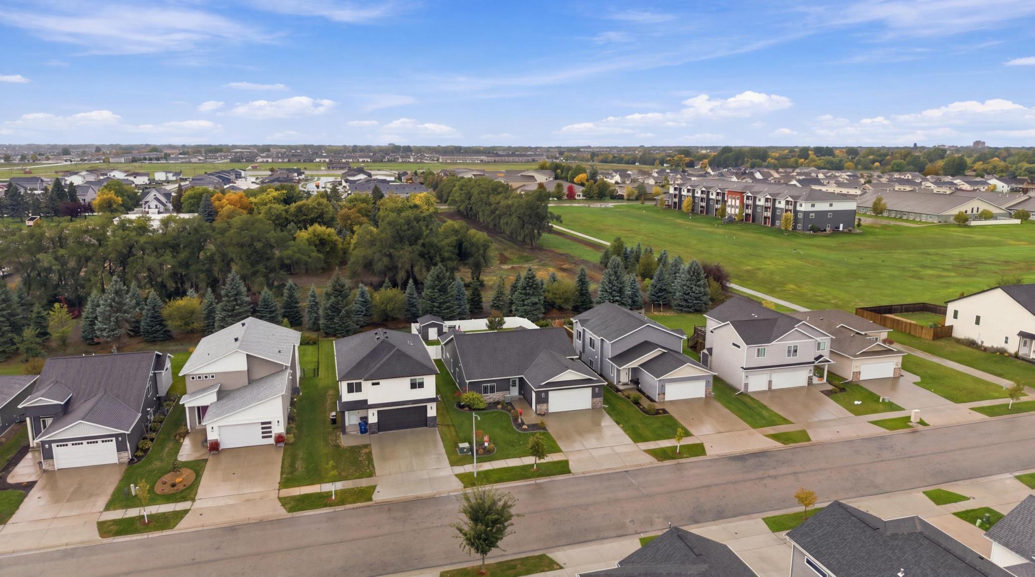 2018 single family home for sale at 3613 30TH Street S in Moorhead, MN — 3 bed, 2 bath (photo 49 of 52)