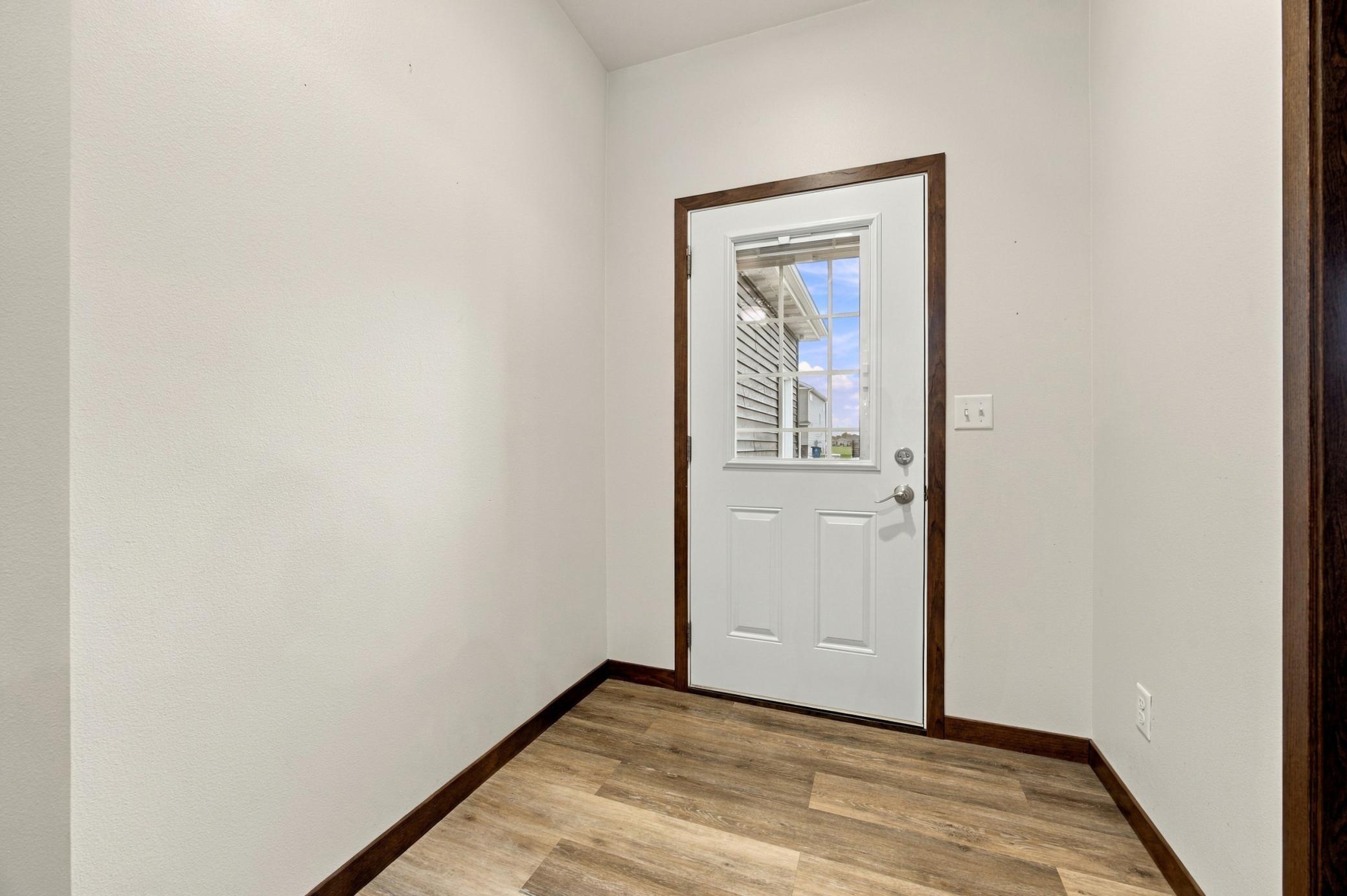 2018 single family home for sale at 3613 30TH Street S in Moorhead, MN — 3 bed, 2 bath (photo 7 of 52)