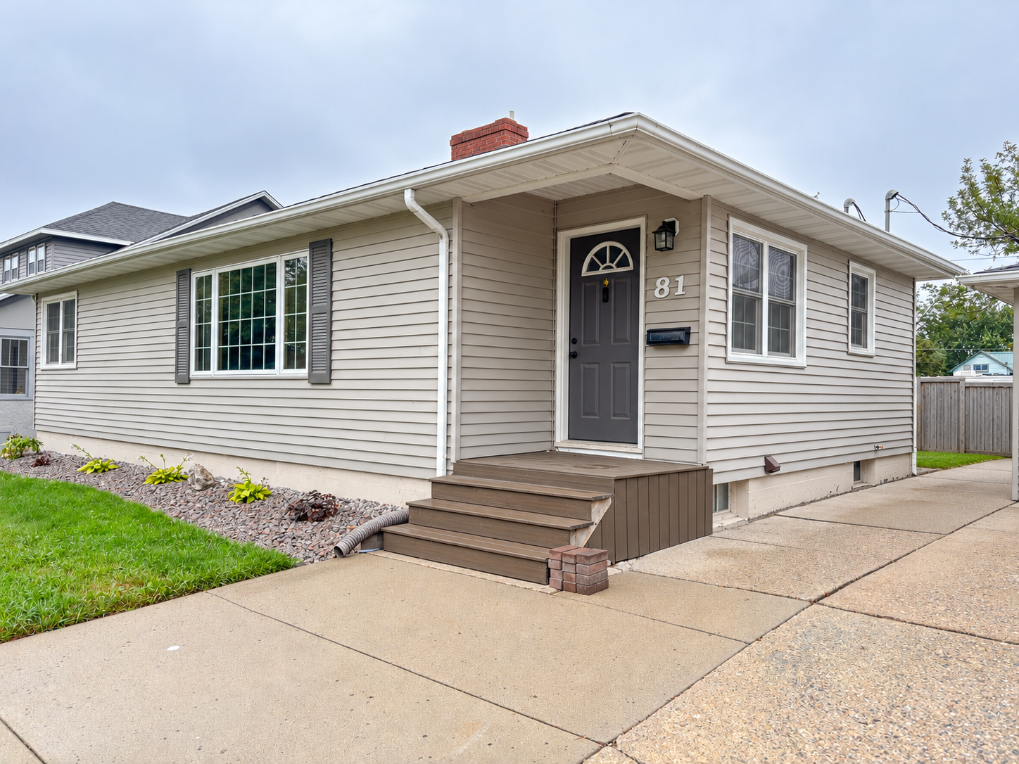 1952 single family home for sale at 81 4th Avenue N in Wahpeton, ND — 3 bed, 2 bath (photo 38 of 45)