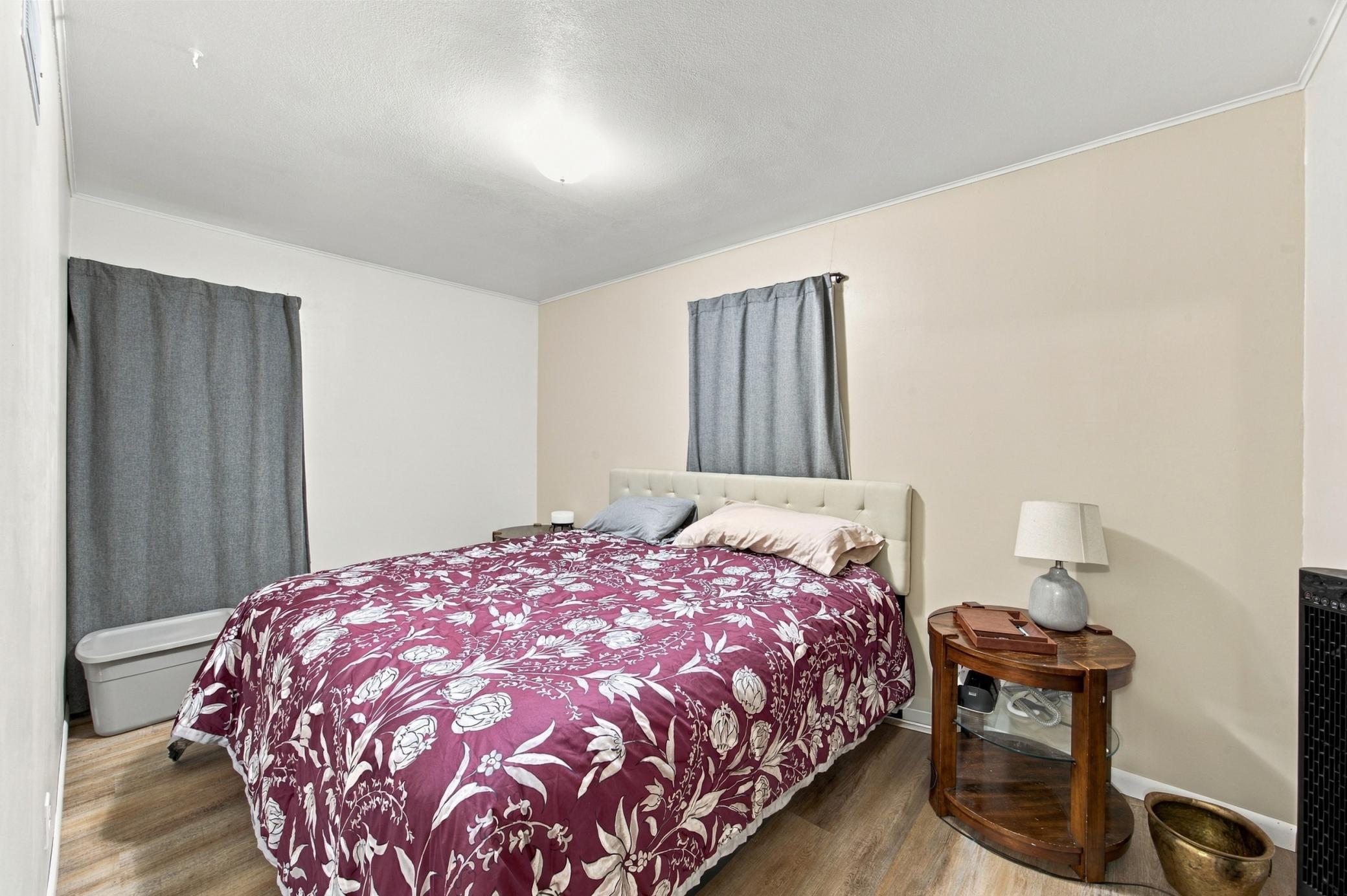 1952 single family home for sale at 48 17th Avenue N in Fargo, ND — 3 bed, 2 bath (photo 19 of 37)