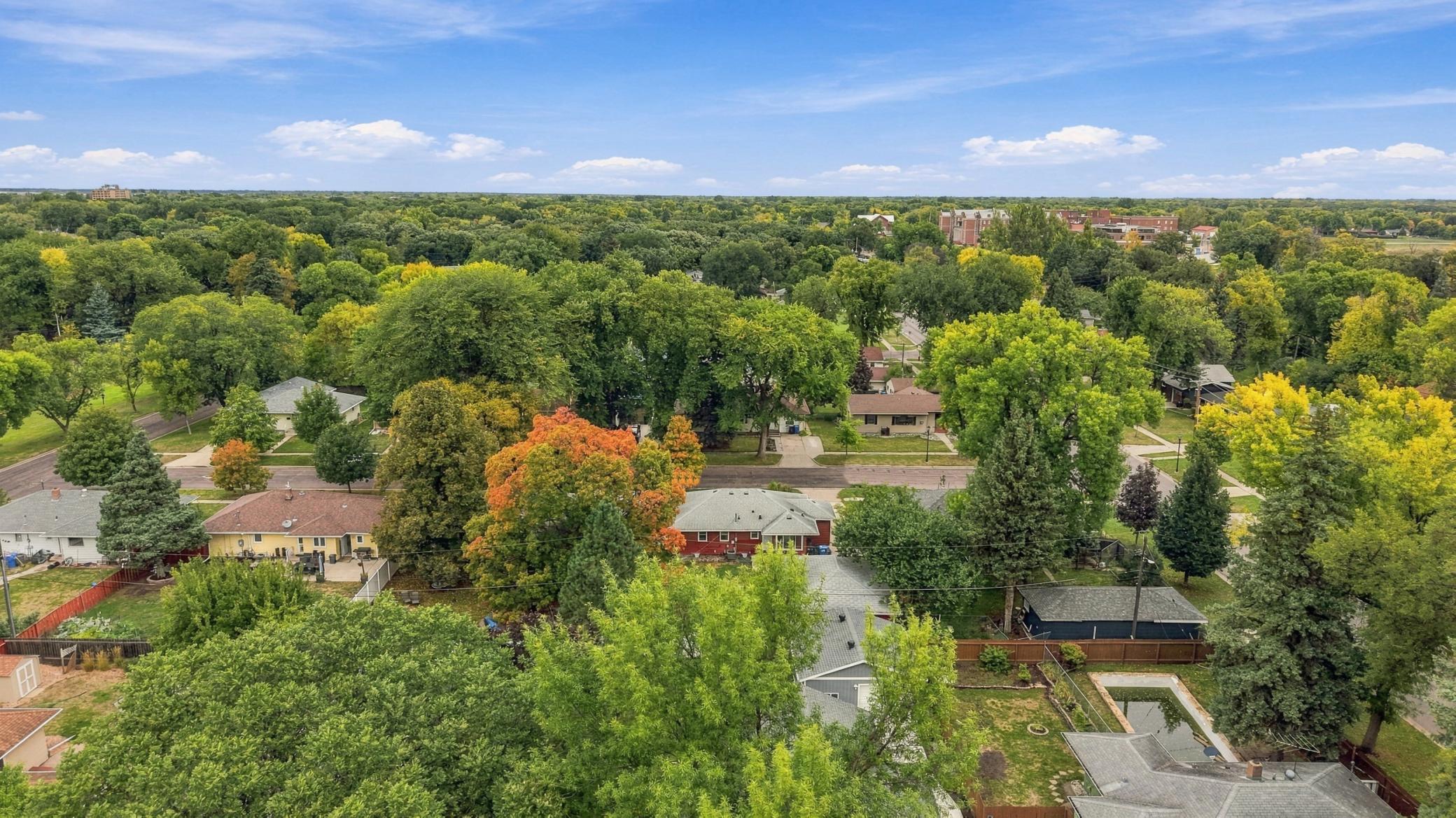 1952 single family home for sale at 48 17th Avenue N in Fargo, ND — 3 bed, 2 bath (photo 34 of 37)