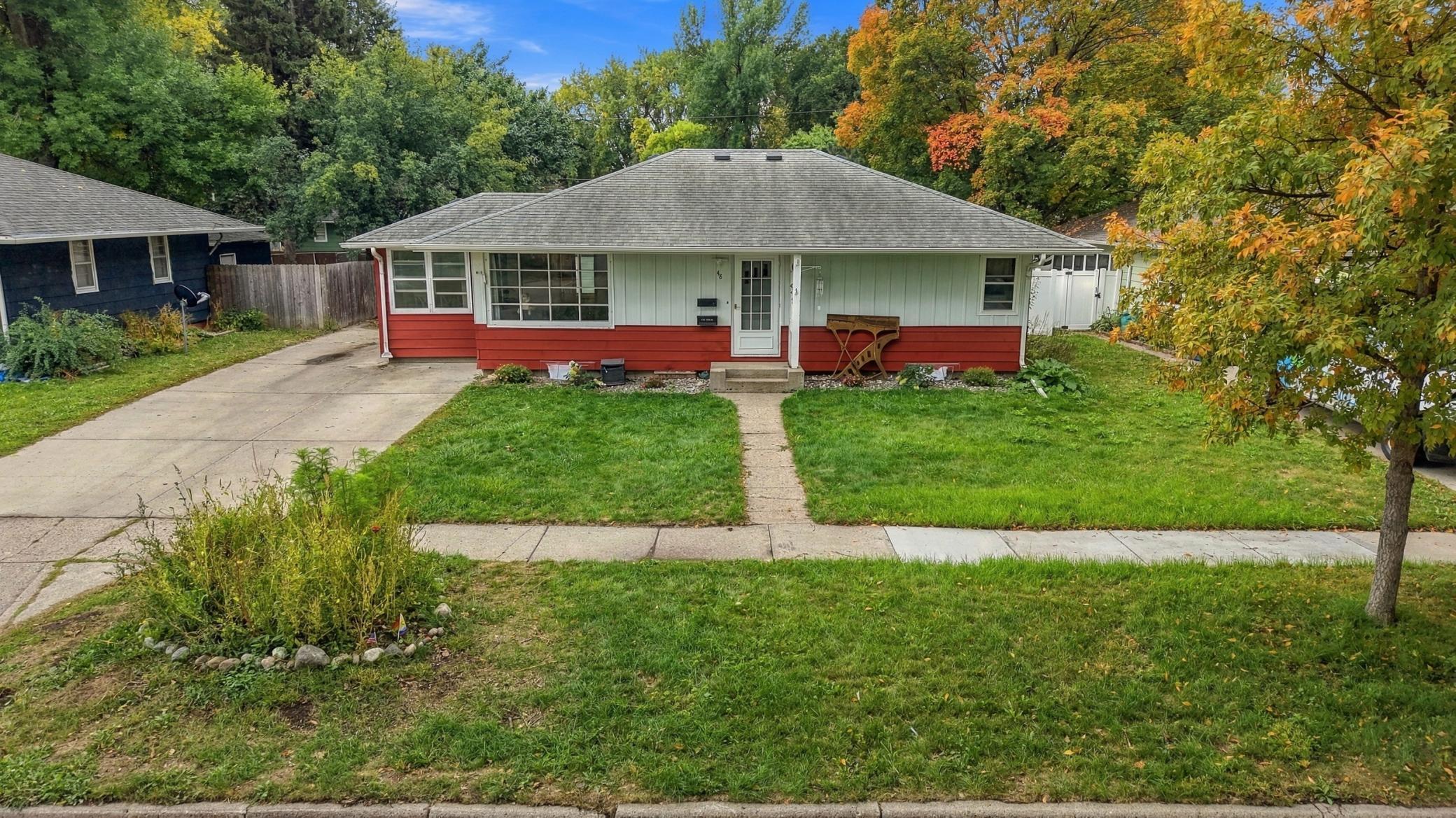 1952 single family home for sale at 48 17th Avenue N in Fargo, ND — 3 bed, 2 bath (photo 37 of 37)