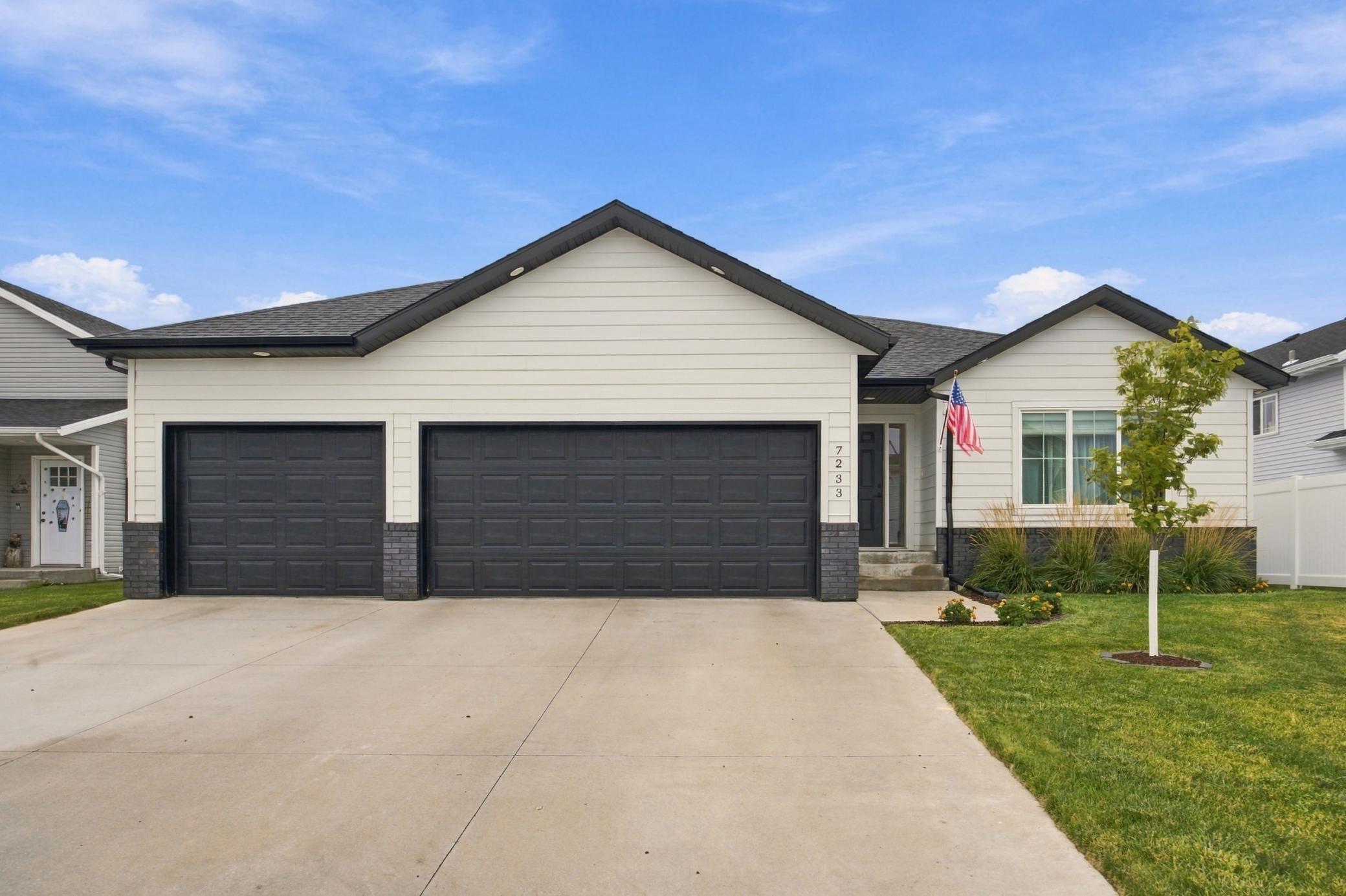 7233 28th Street S, Fargo, ND