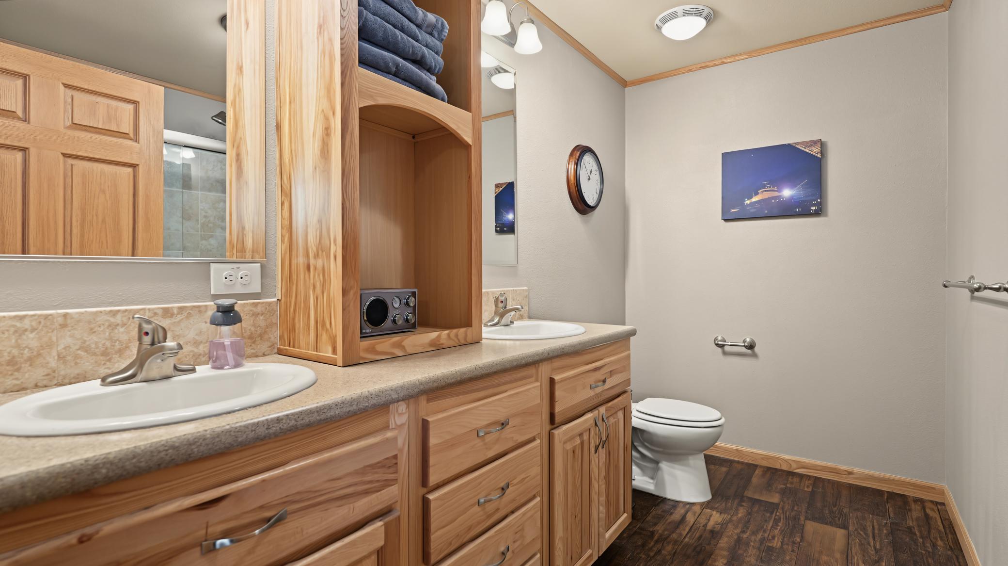 2020 single family home for sale at 2509 Little Norway SE in Alexandria, MN — 3 bed, 2 bath (photo 25 of 44)