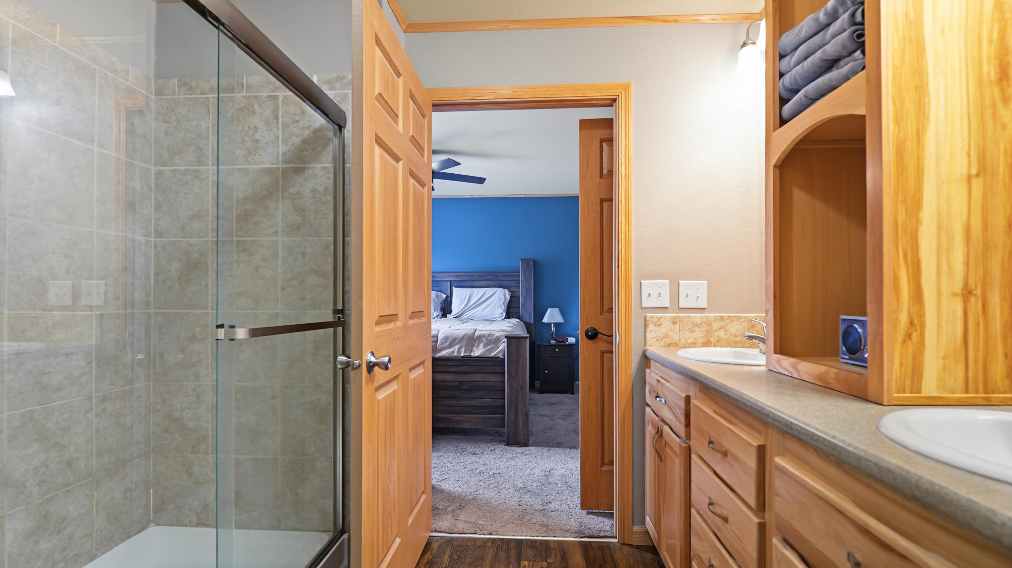 2020 single family home for sale at 2509 Little Norway SE in Alexandria, MN — 3 bed, 2 bath (photo 29 of 44)