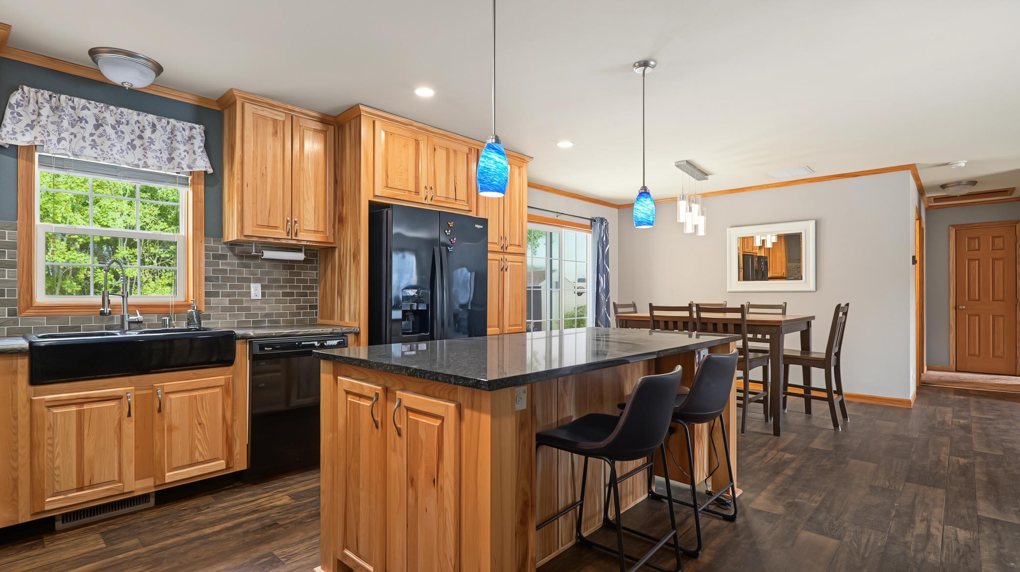 2020 single family home for sale at 2509 Little Norway SE in Alexandria, MN — 3 bed, 2 bath (photo 10 of 44)