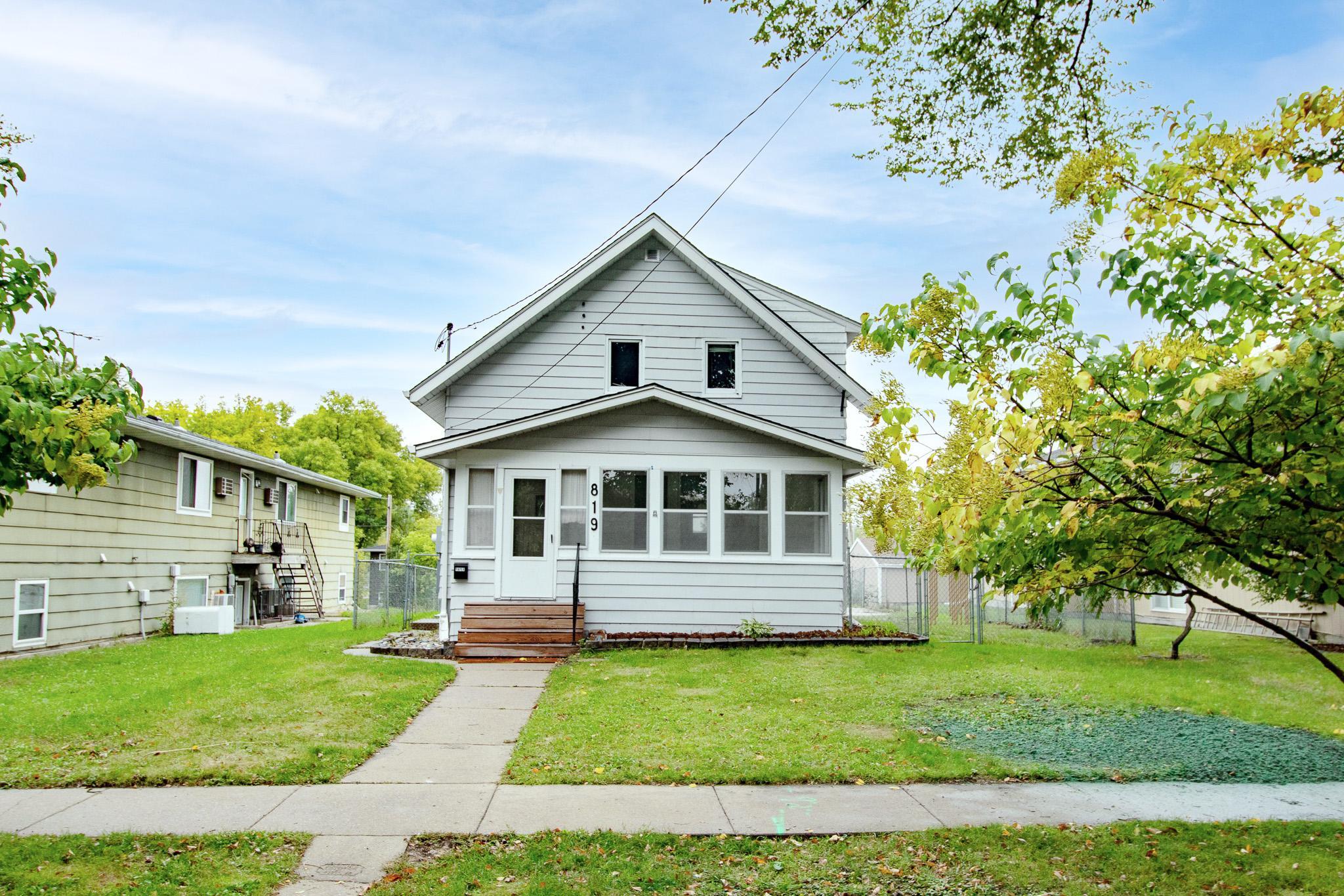 819 1st Street N, Fargo, ND 58102 open house