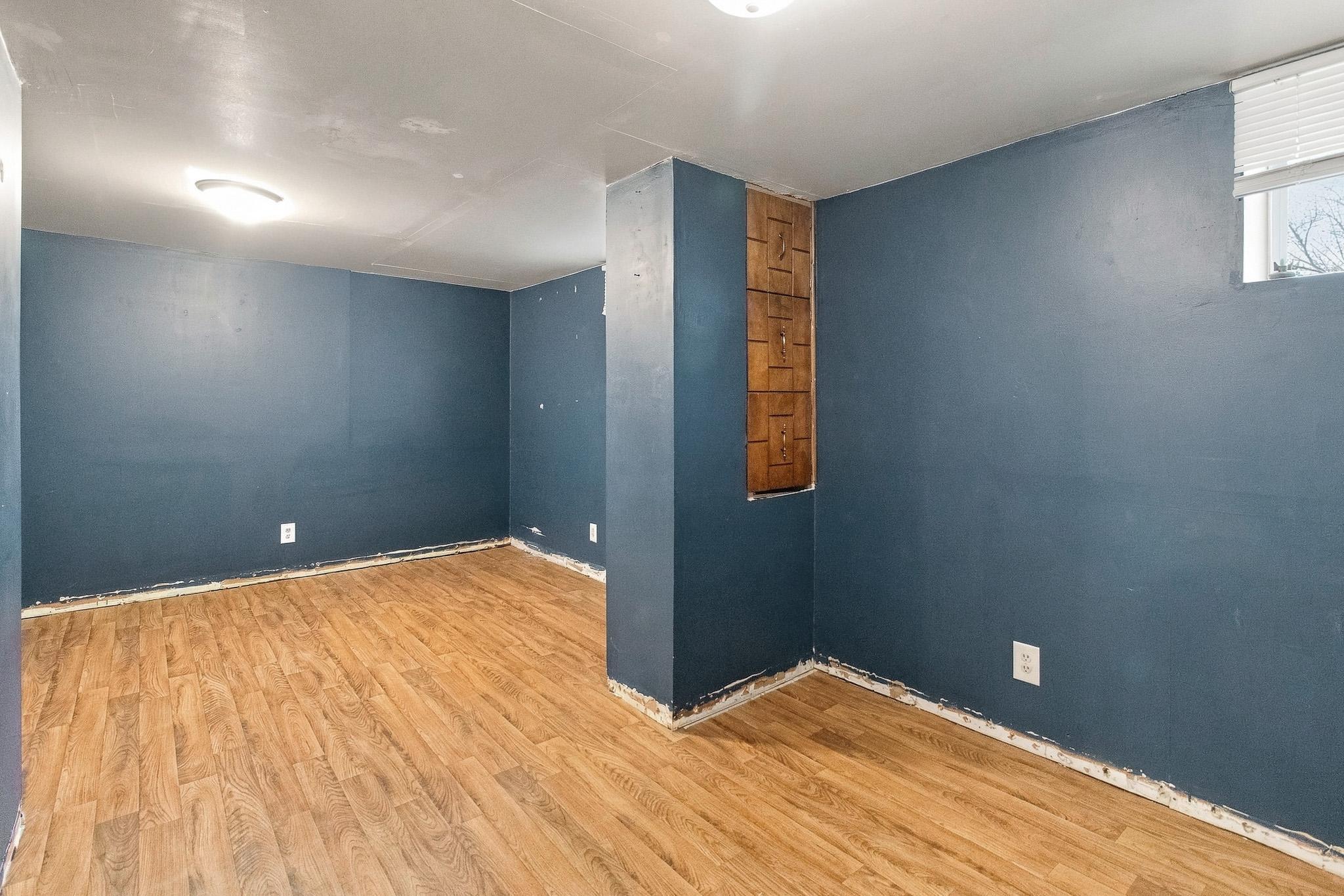 1927 single family home for sale at 819 1st Street N in Fargo, ND — 3 bed, 2 bath (photo 15 of 23)