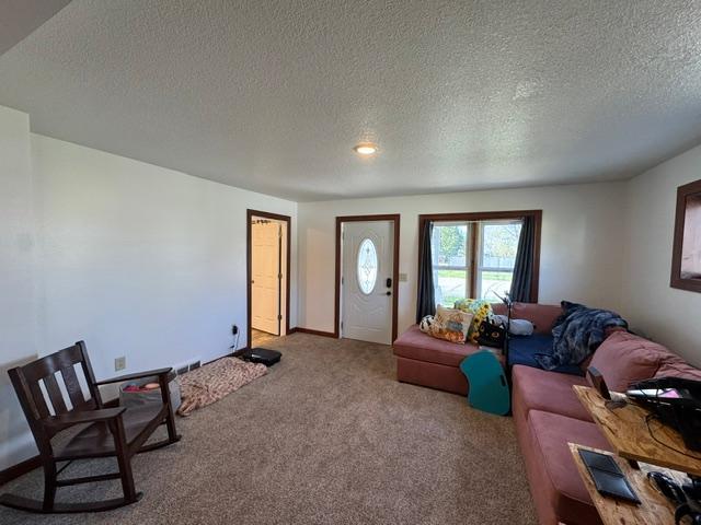 1910 single family home for sale at 106 Cedar Avenue NE in Wadena, MN — 4 bed, 2 bath (photo 12 of 46)
