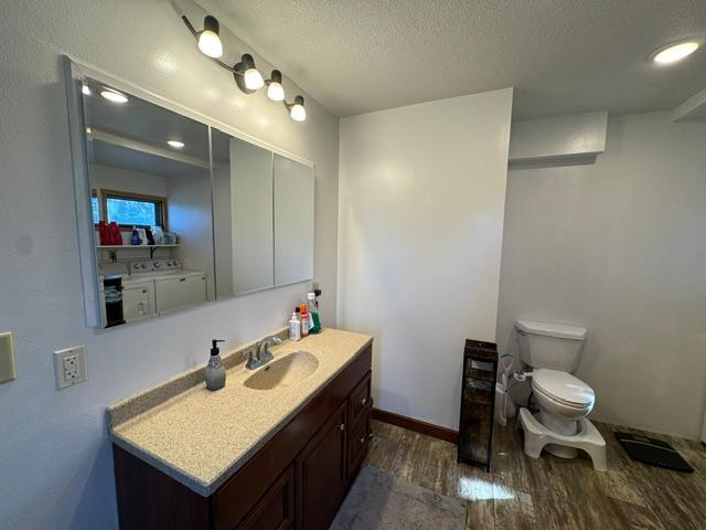 1910 single family home for sale at 106 Cedar Avenue NE in Wadena, MN — 4 bed, 2 bath (photo 14 of 46)