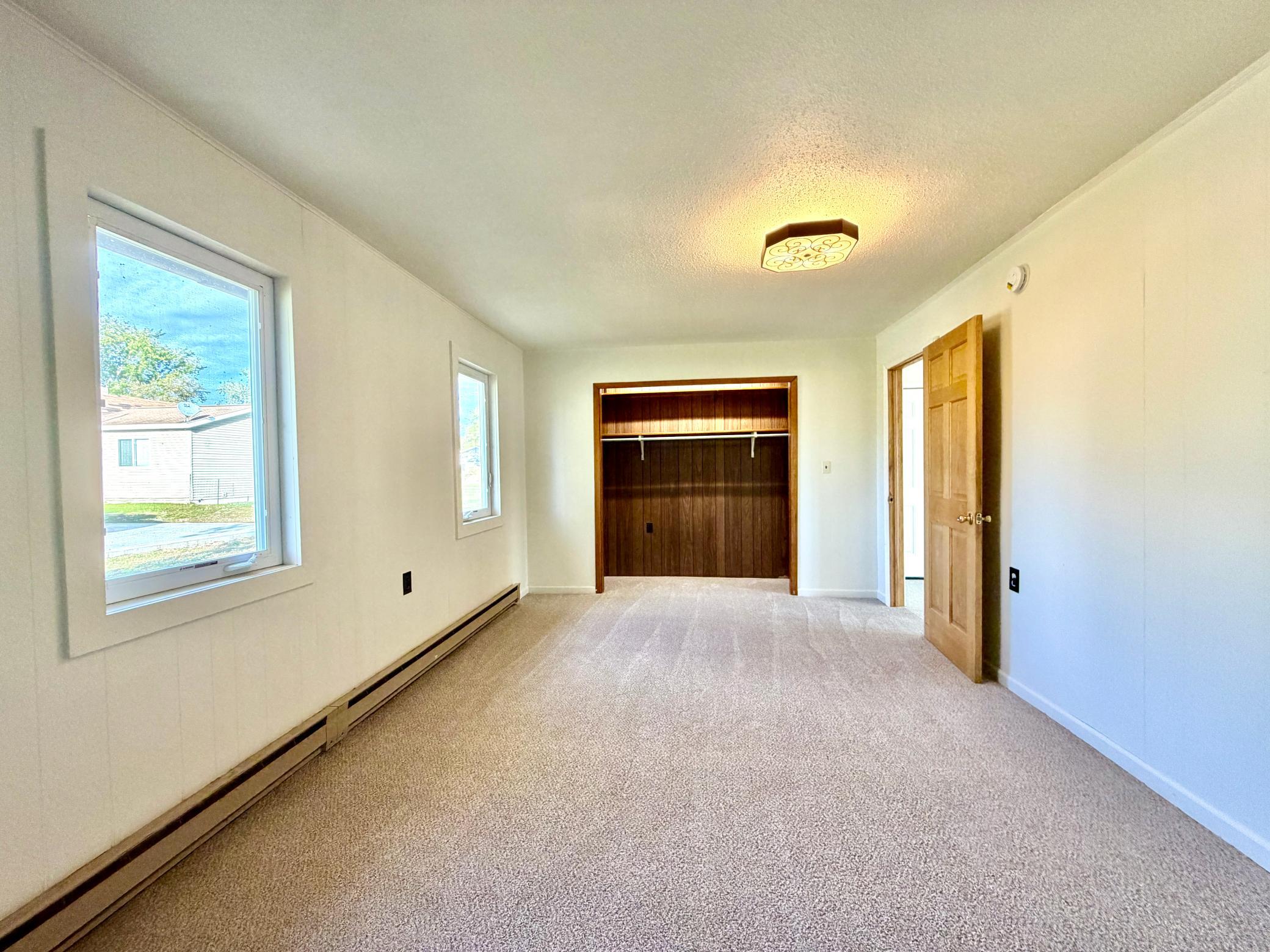 1940 single family home for sale at 615 6th Street SE in Bemidji, MN — 3 bed, 2 bath (photo 17 of 27)