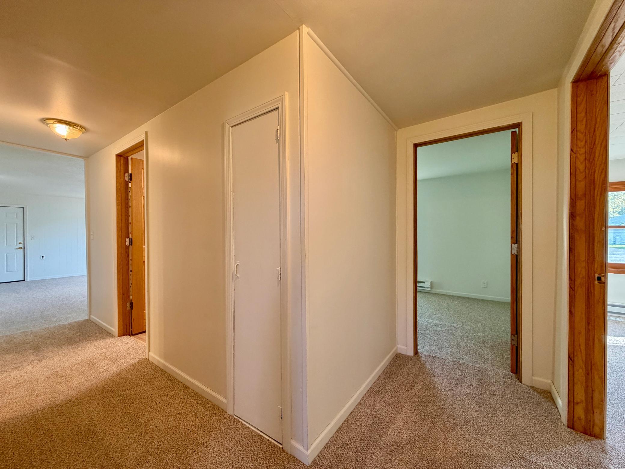 1940 single family home for sale at 615 6th Street SE in Bemidji, MN — 3 bed, 2 bath (photo 18 of 27)