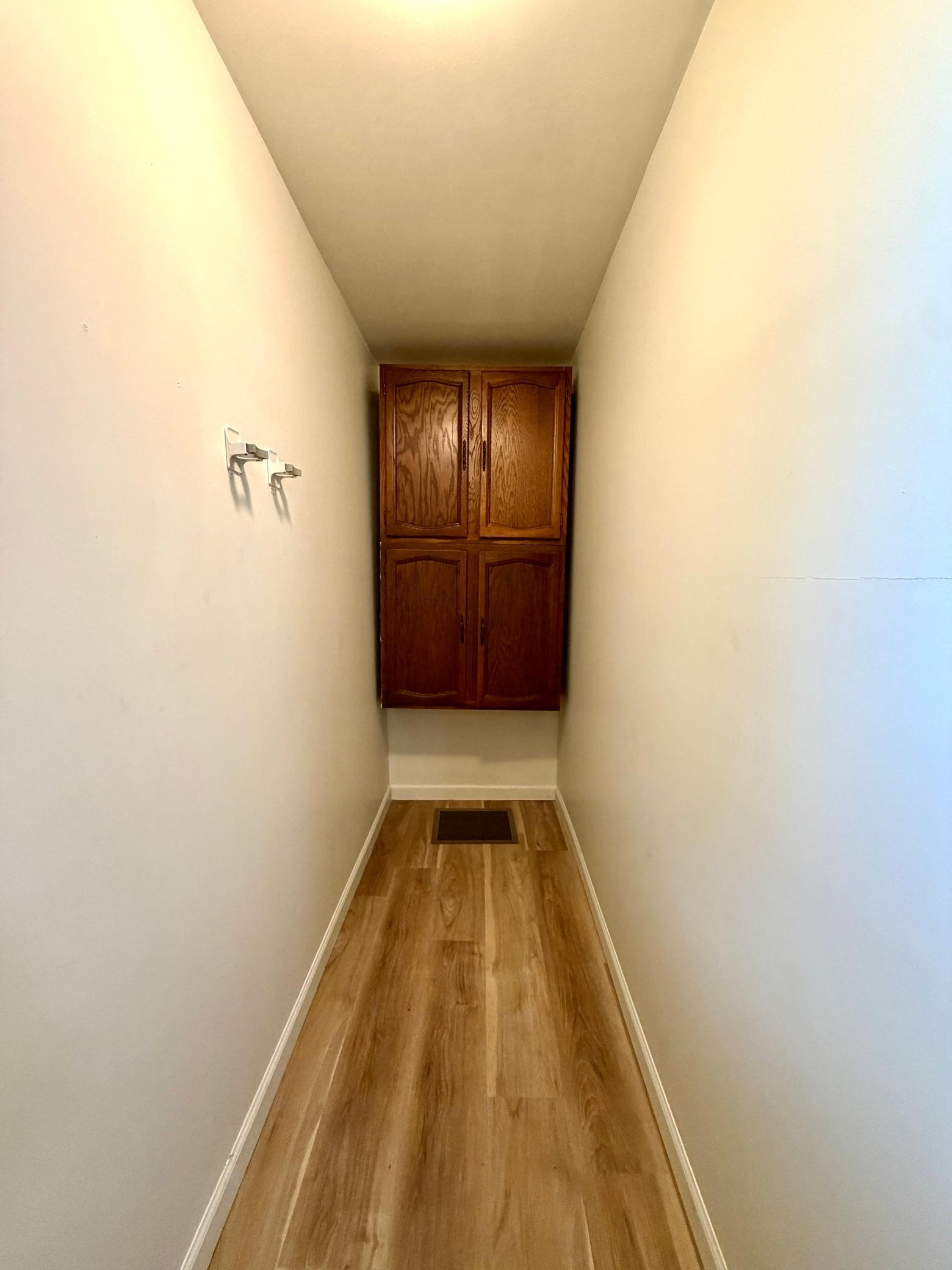 1940 single family home for sale at 615 6th Street SE in Bemidji, MN — 3 bed, 2 bath (photo 4 of 27)