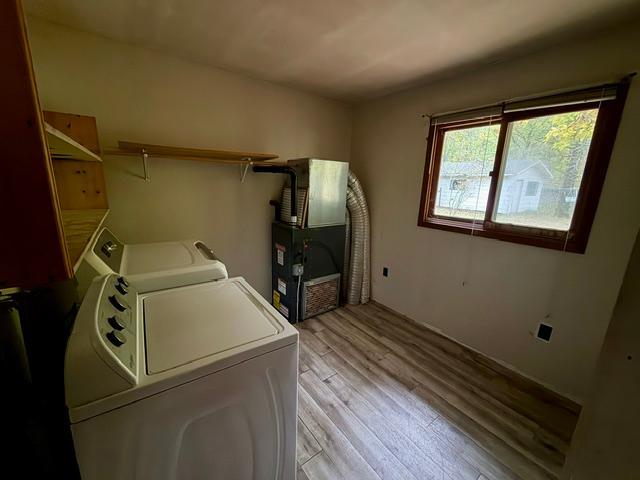 1979 single family home for sale at 24507 430th Street in Leonard, MN — 1 bed, 1 bath (photo 6 of 8)