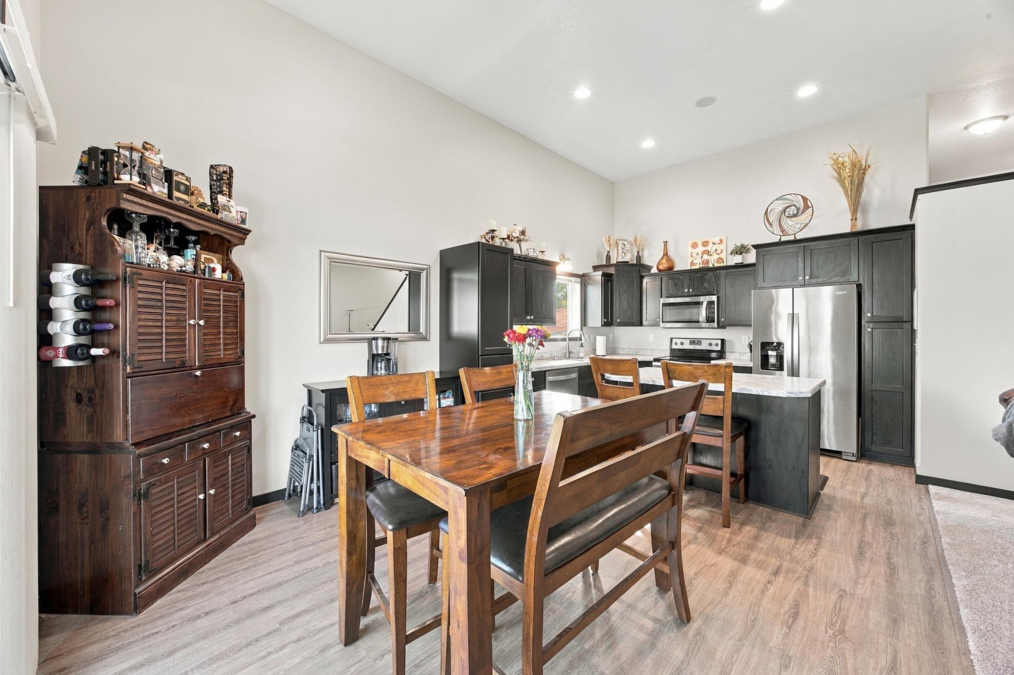 2017 single family home for sale at 3556 17th Street S in Moorhead, MN — 3 bed, 3 bath (photo 13 of 40)