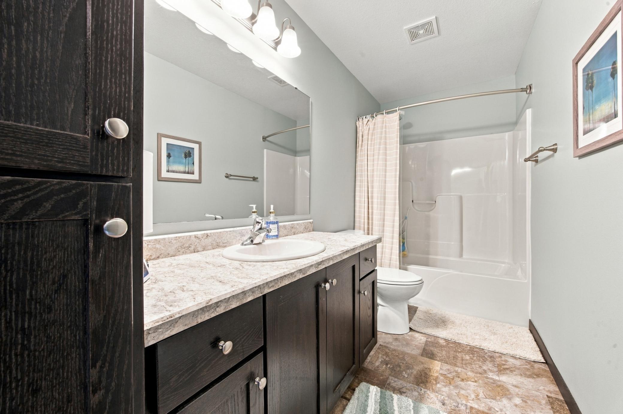 2017 single family home for sale at 3556 17th Street S in Moorhead, MN — 3 bed, 3 bath (photo 25 of 40)