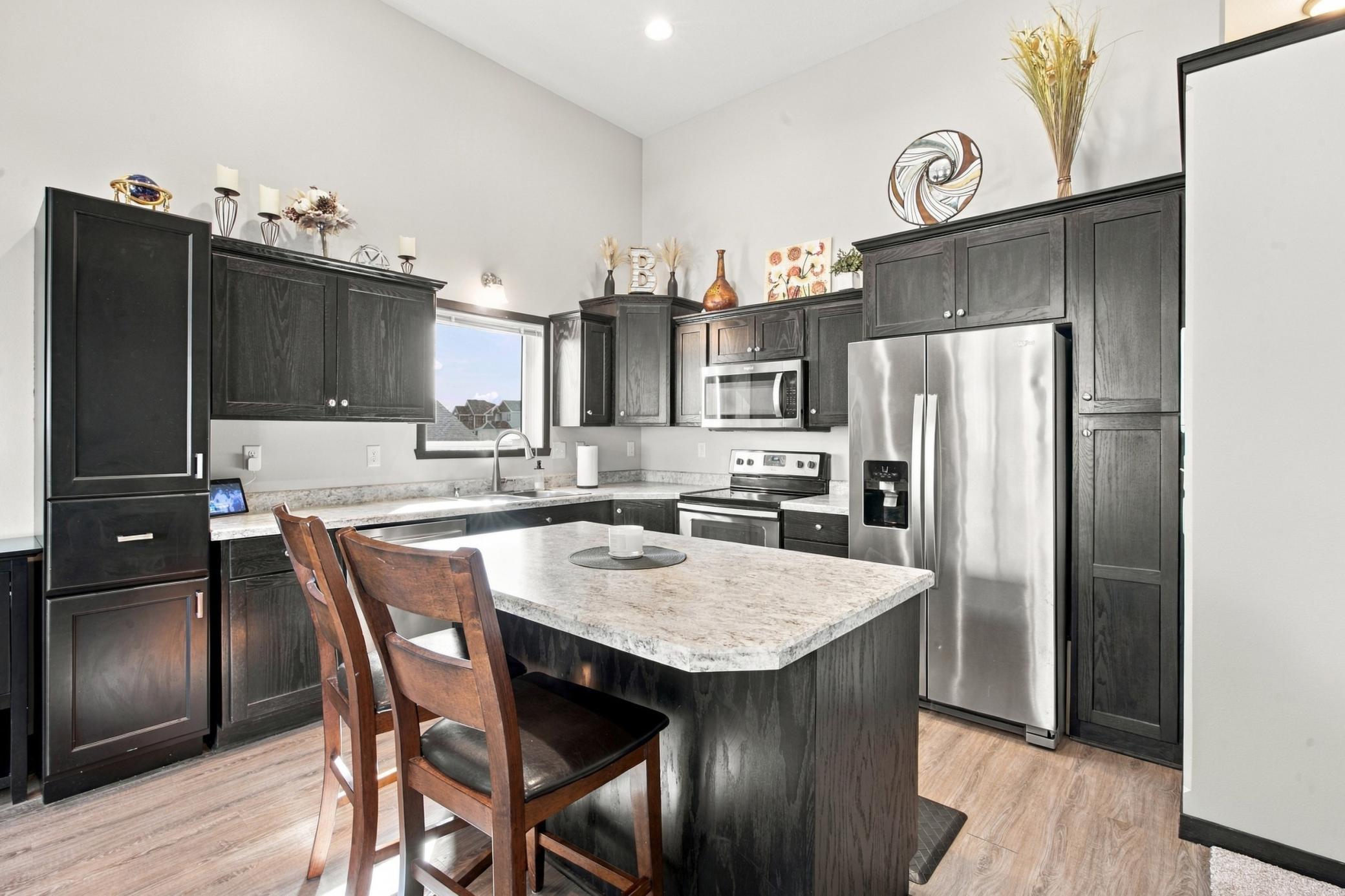 2017 single family home for sale at 3556 17th Street S in Moorhead, MN — 3 bed, 3 bath (photo 8 of 40)